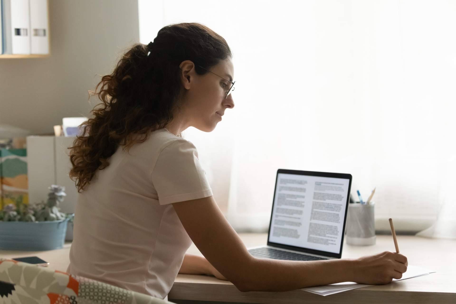 Servicios de traductor jurado Madrid de la mano de ENAI E-Consulting Internacional