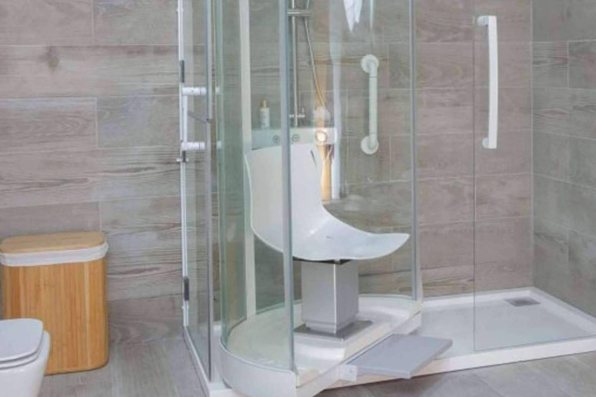 La necesidad de instalar duchas accesibles y seguras para personas dependientes, por Excel Shower