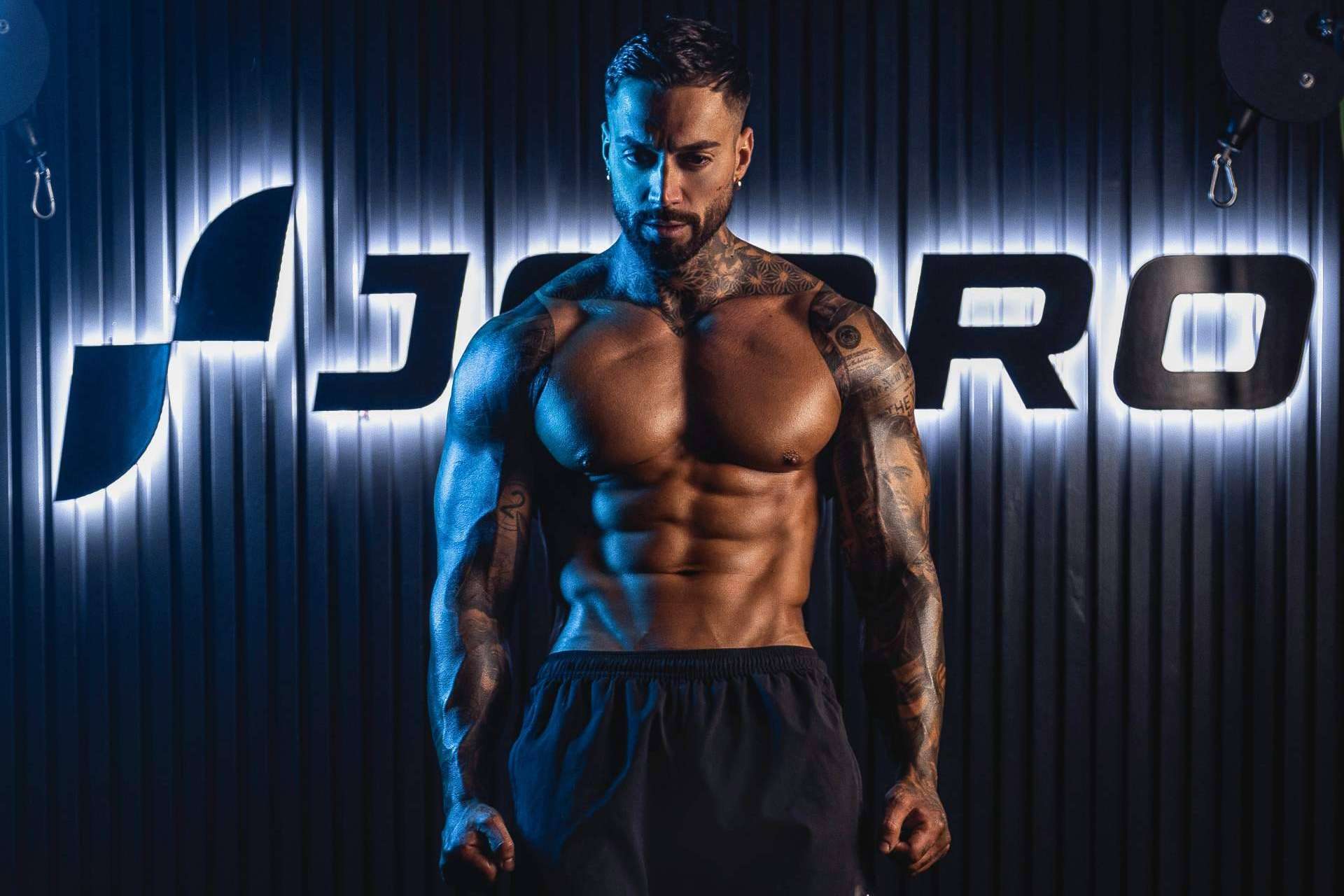 La app fitness de Juan Faro PRO ofrece planes personalizados