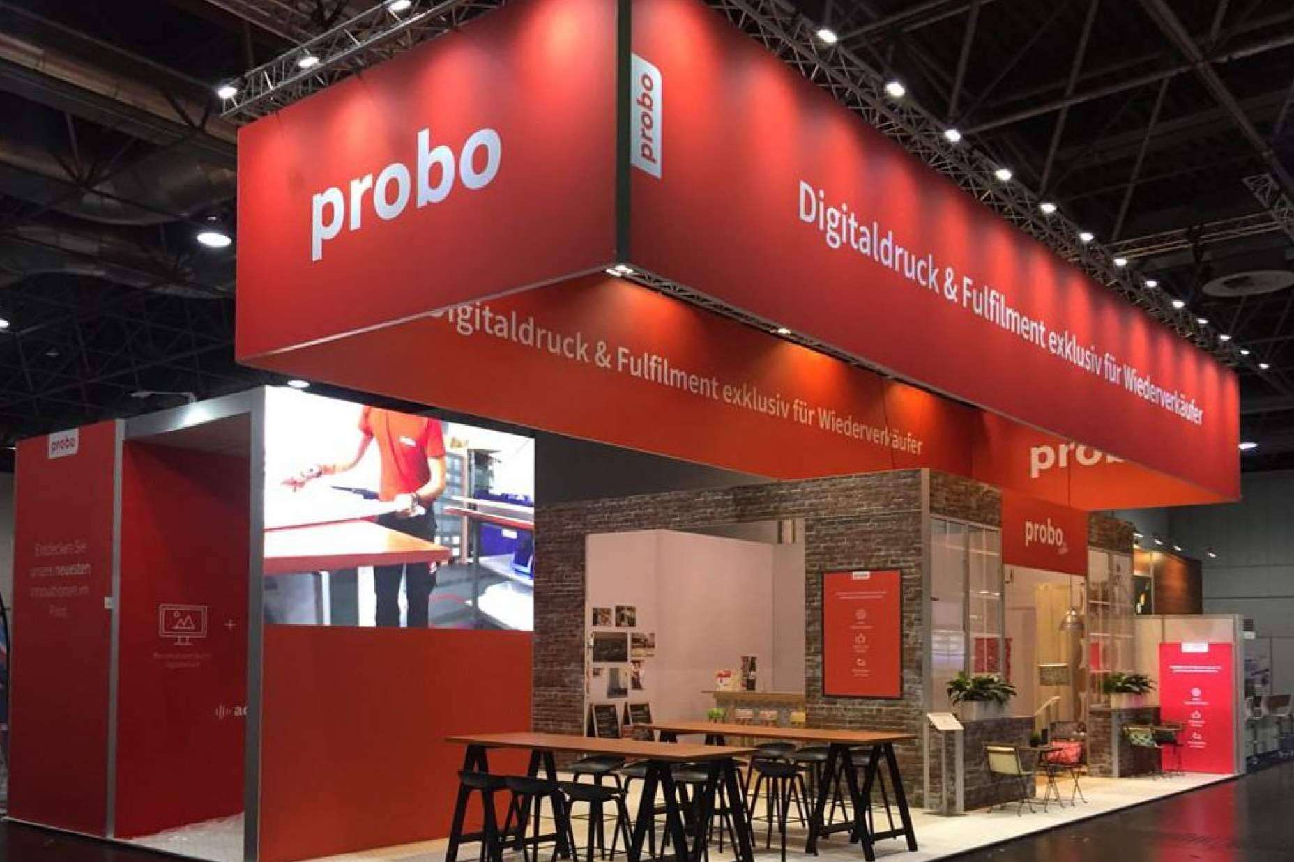 Los stands de diseño Aluvision son reutilizables y sostenibles con el planeta, PVC FREE
