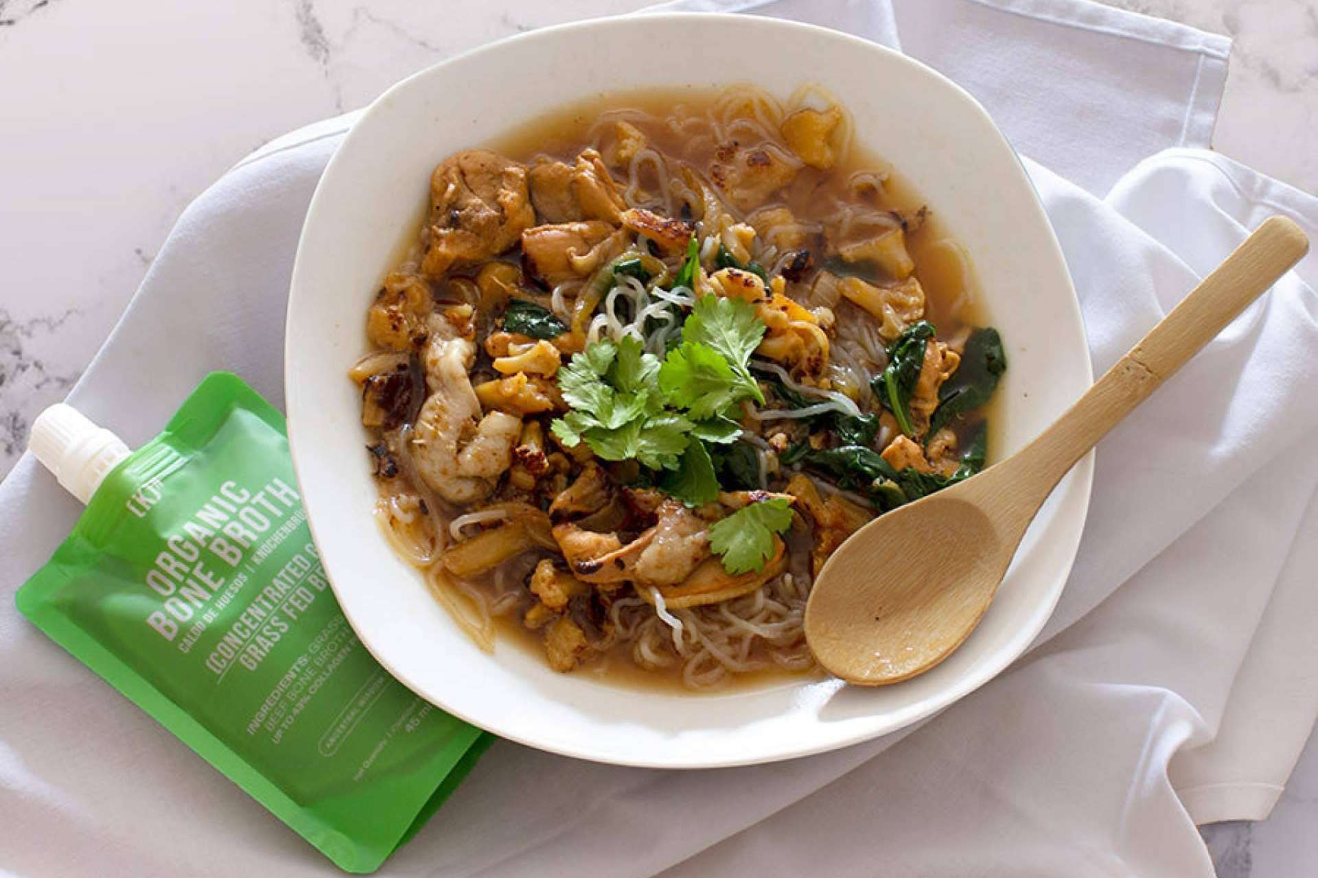Caldo ecológico con nutrientes y colágeno