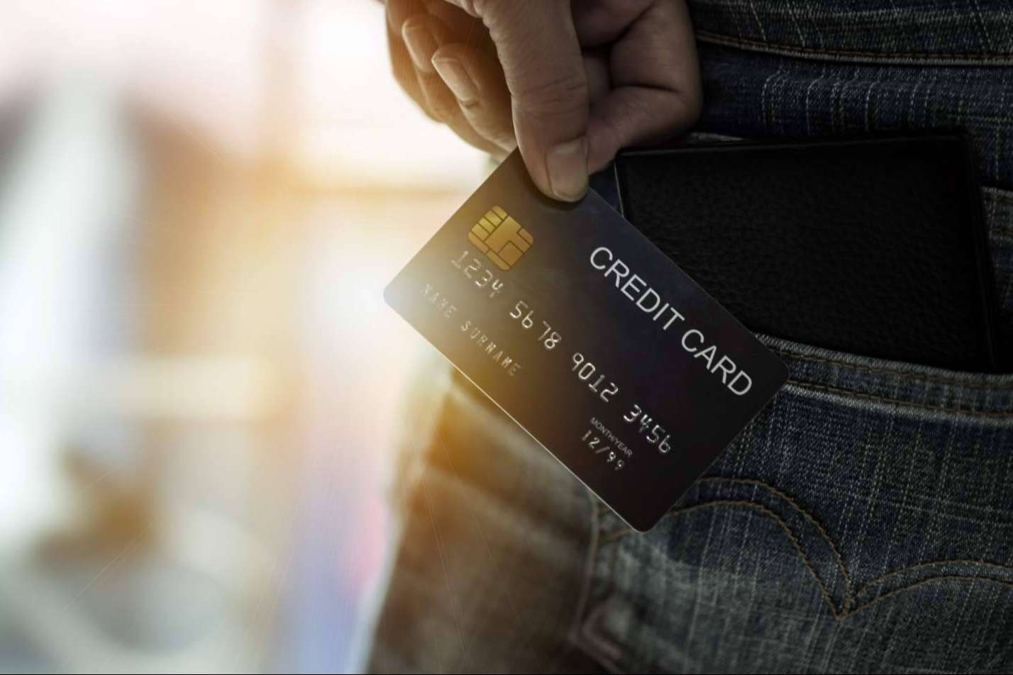 El aliado perfecto para salir de las deudas causadas por las tarjetas de crédito es Reclama Revolving