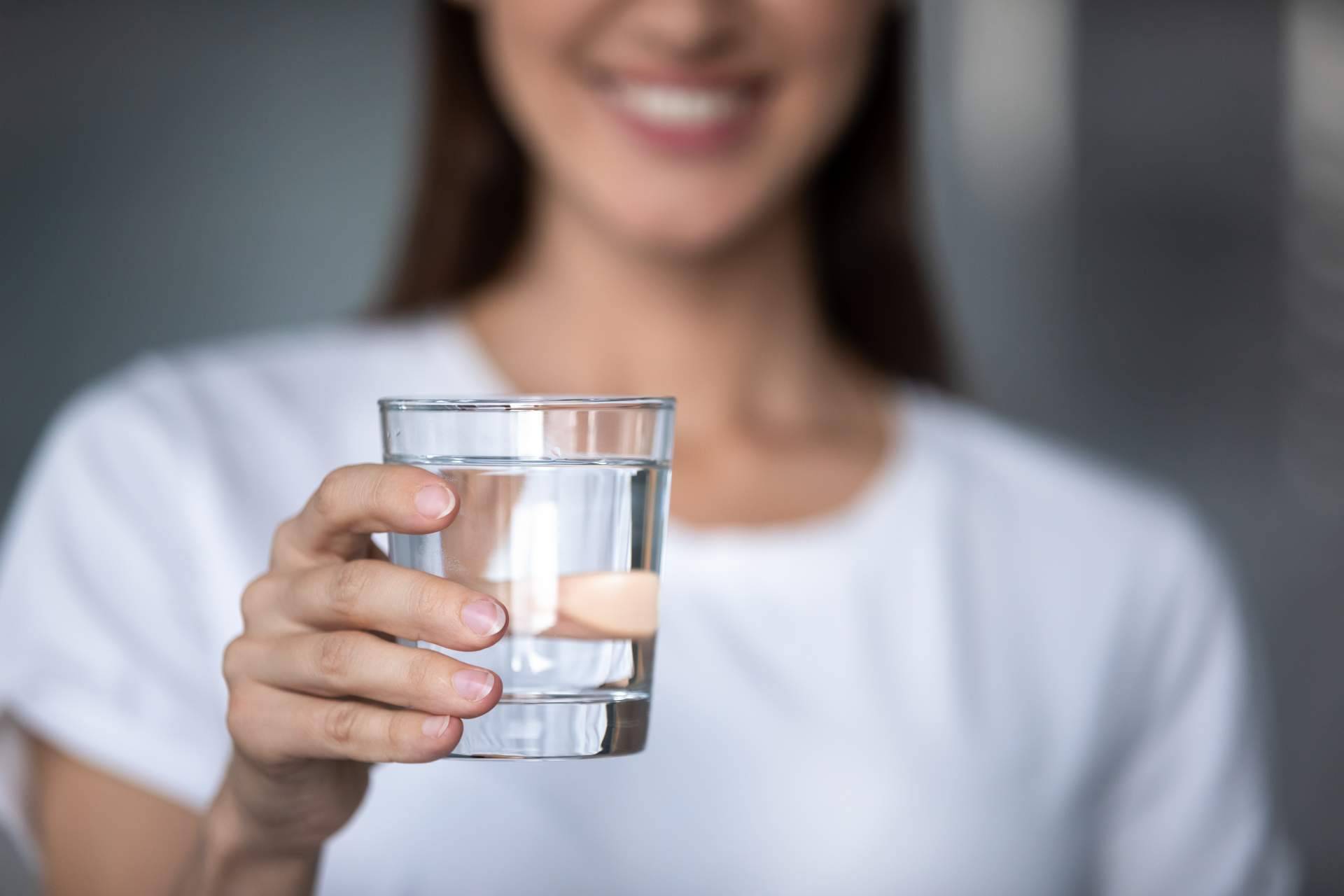¿Cómo hidratarse bien en tiempos de COVID-19?, según Atrium Salud
