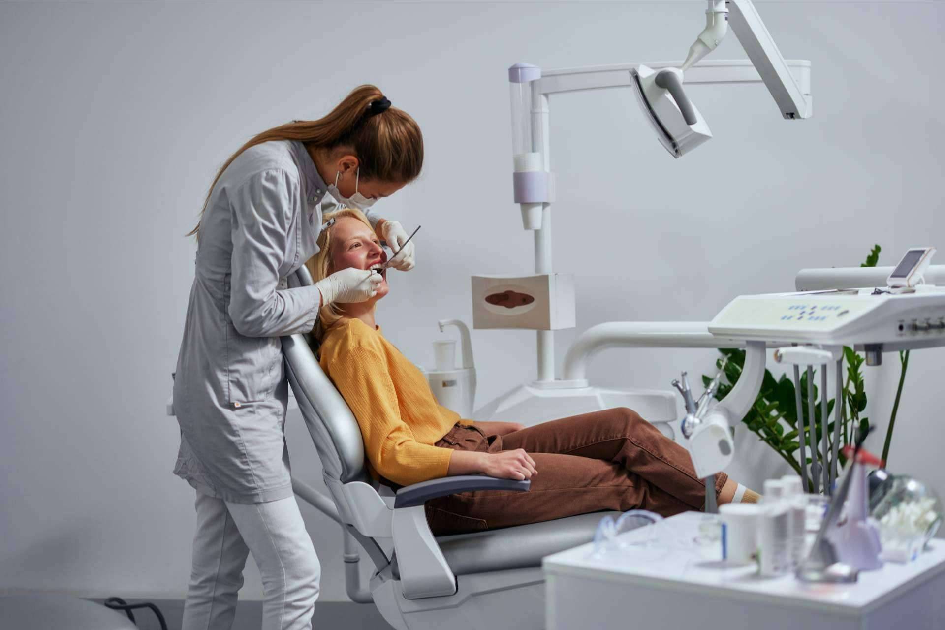 ¿Cómo elegir una clínica dental? Los consejos de DentalQuality