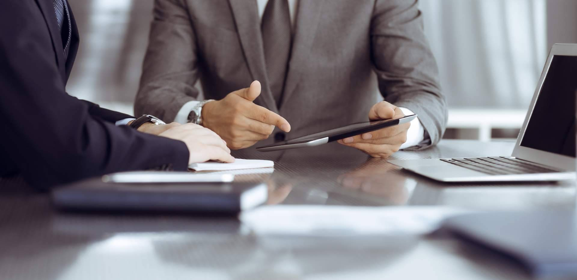 ¿Cómo conseguir una reducción de jornada laboral por motivos familiares? Ancla Abogados