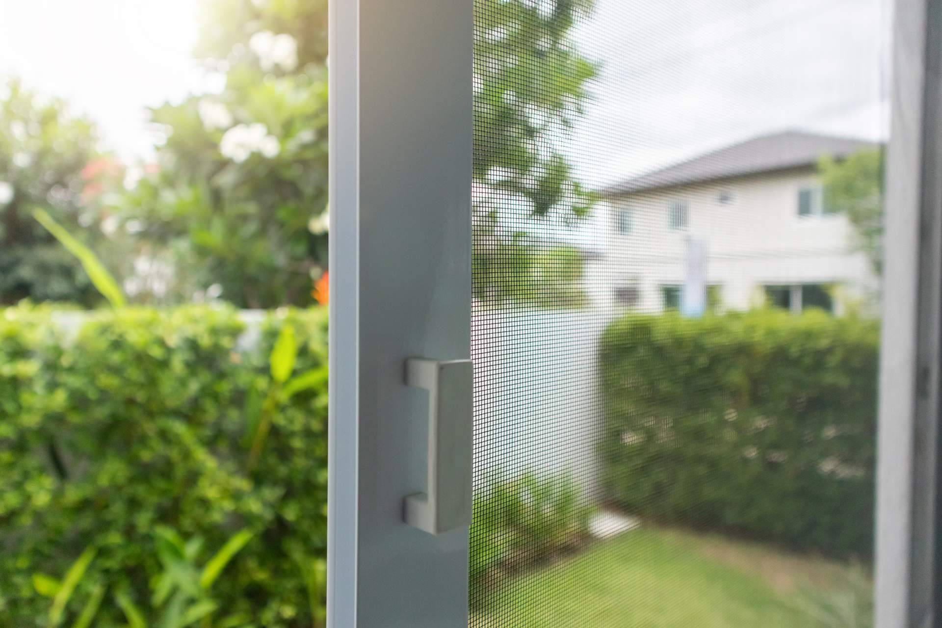 Mosquiteras correderas para ventanas y puertas correderas a medida, por Mosquiteras Baratas