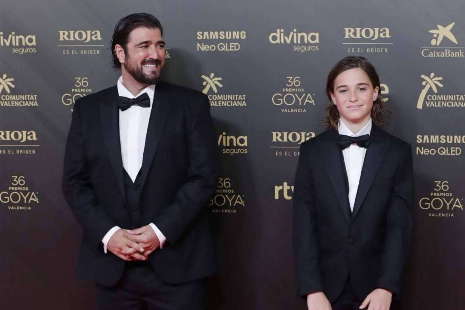 Antonio Orozco deslumbra en los Goya con Atelier de Bodas