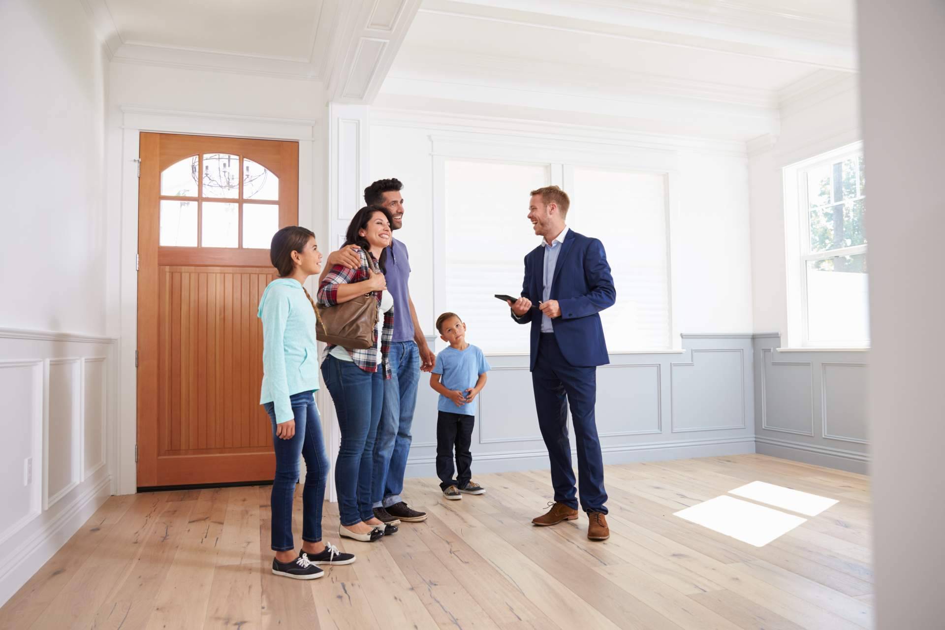 Las ventajas de optar por una inmobiliaria sin comisiones, con Hello House