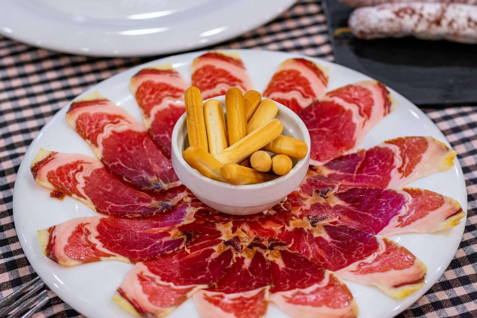 Pasa Tapas es uno de los mejores bares de tapas en la Barceloneta