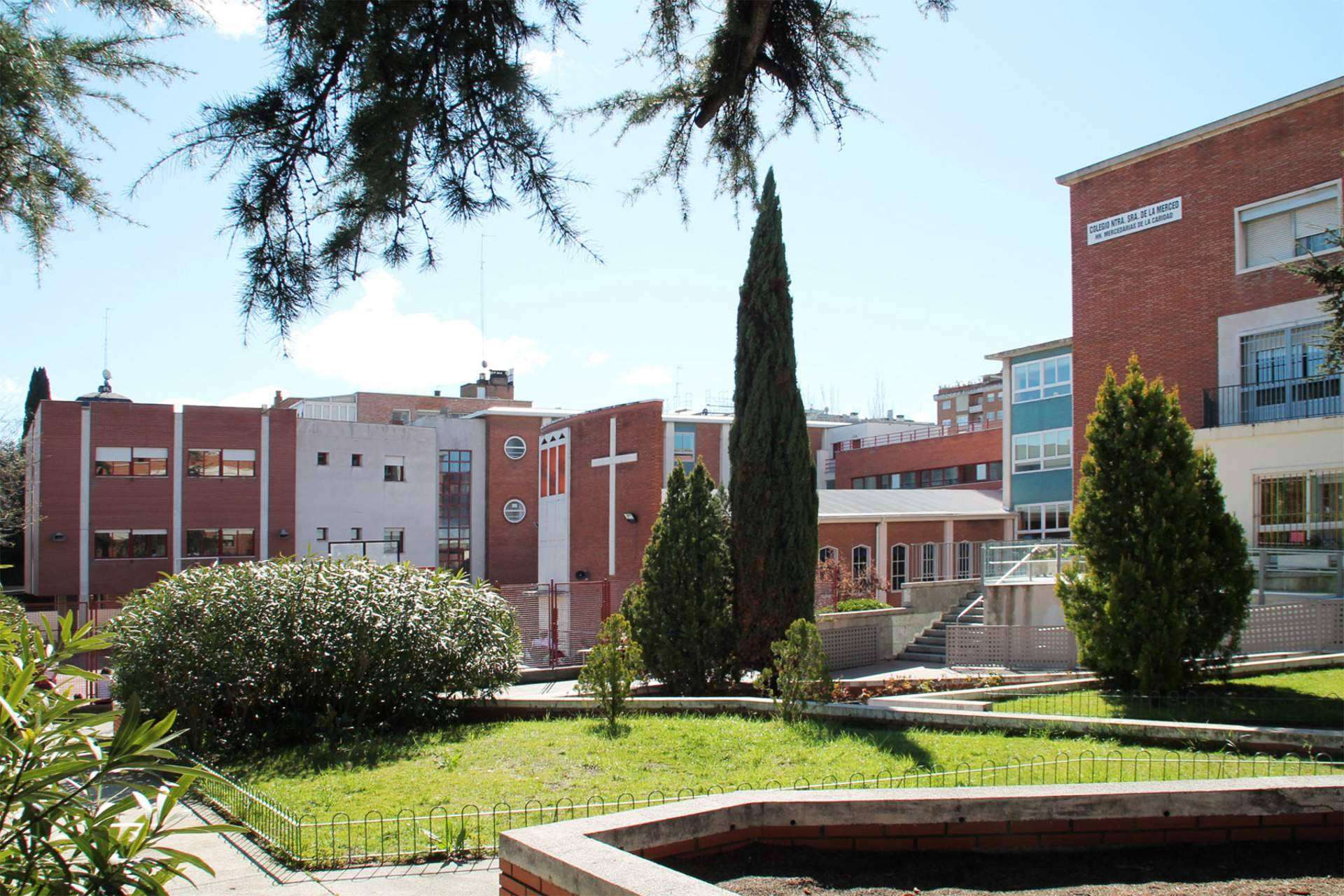 Confiar la formación de los niños en el Colegio Nuestra Señora de la Merced, en Chamartín