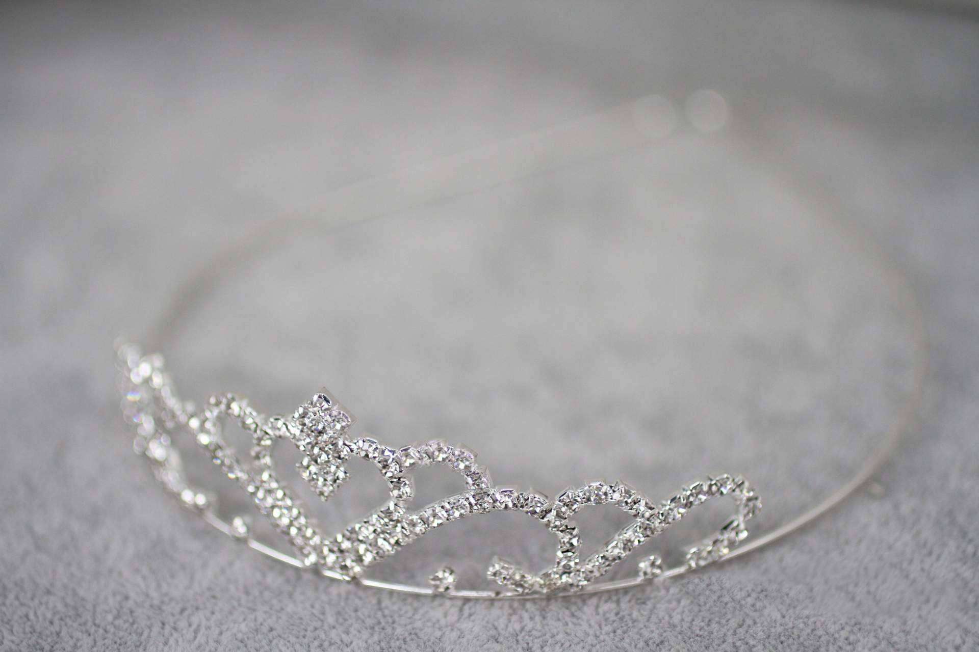 Atelier de Bodas prepara el lanzamiento de su tienda online de complementos y accesorios nupciales