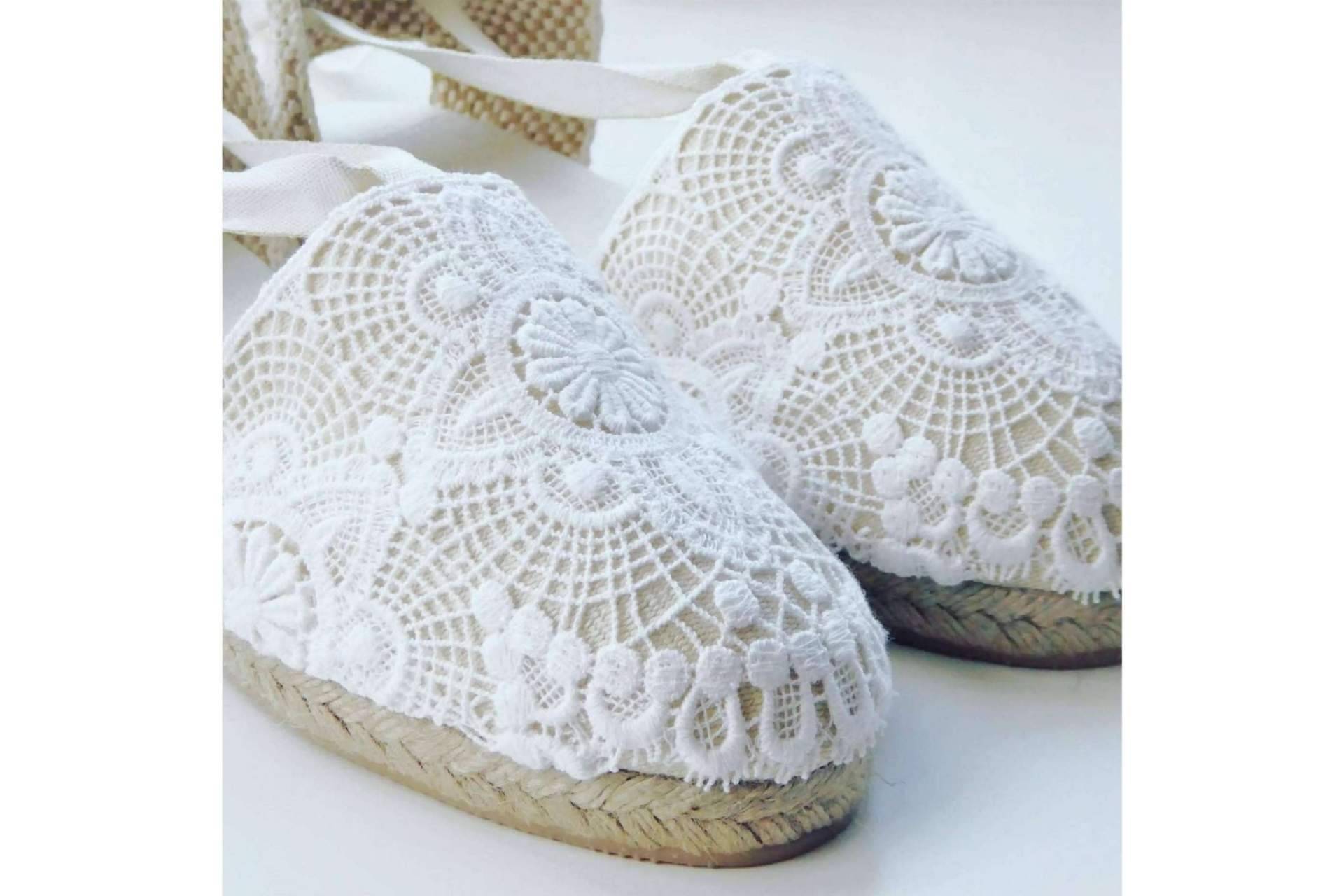 MUMICO y su innovadora colección de alpargatas de novia