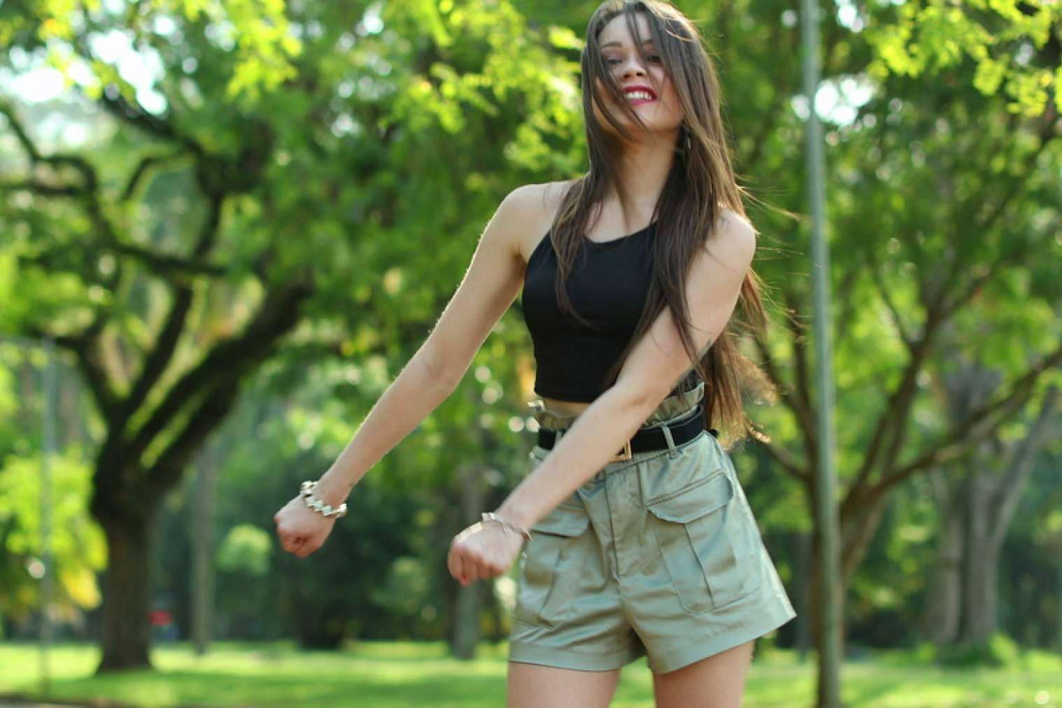 Bailar en casa es la actividad perfecta para ponerse en forma antes del verano