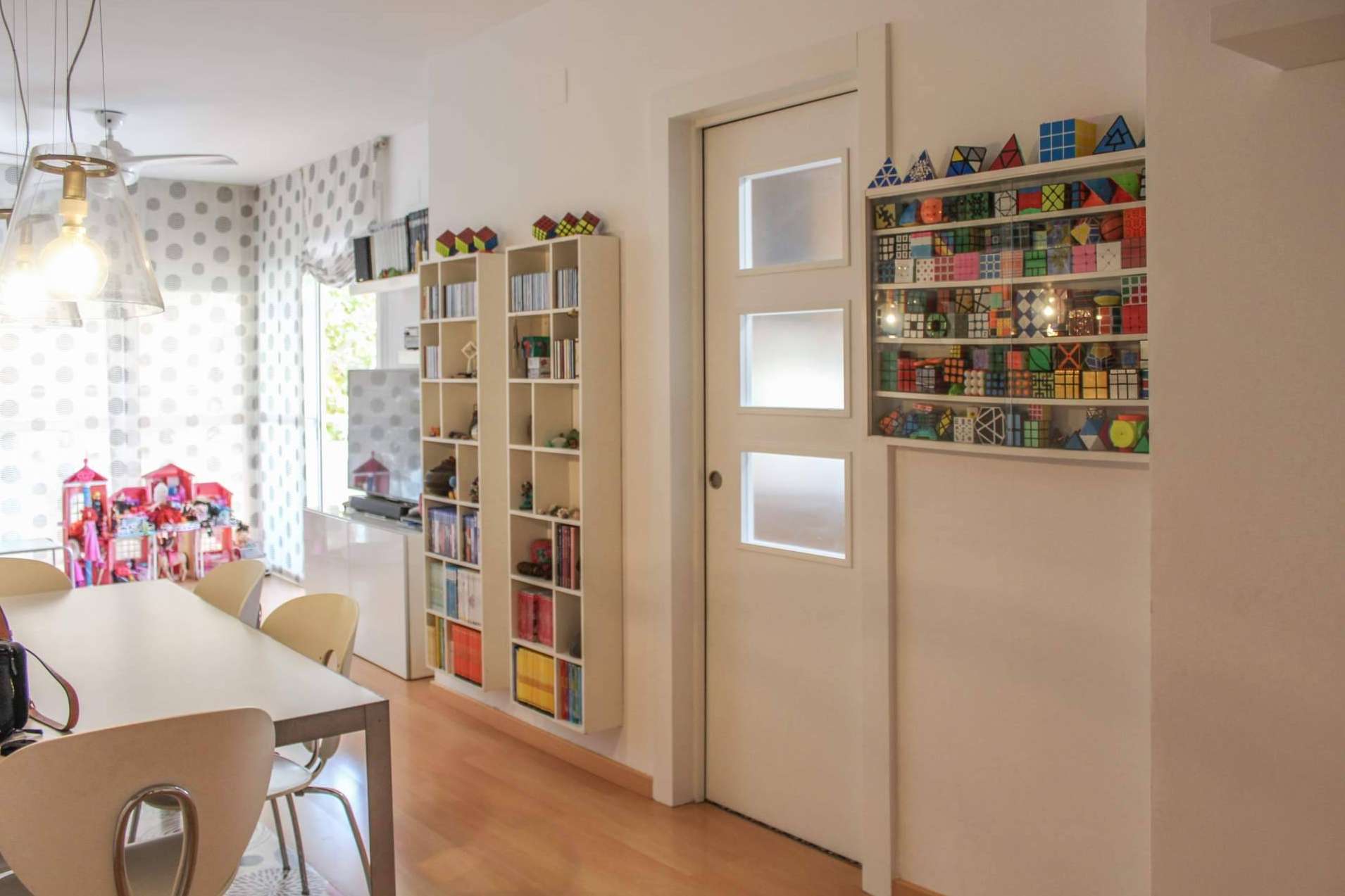 ¿Por qué es importante colocar puertas de aluminio en las casas?, por Thalazza