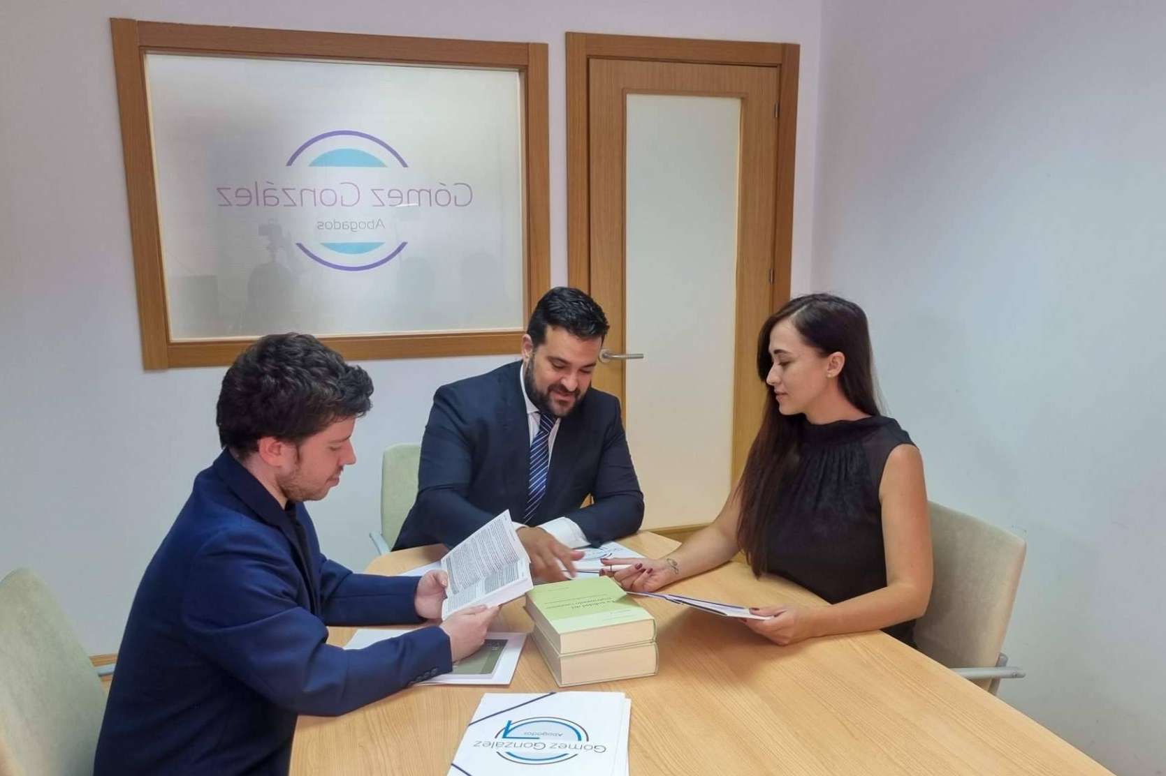¿En qué consiste el desahucio express?, por DABOGADOS