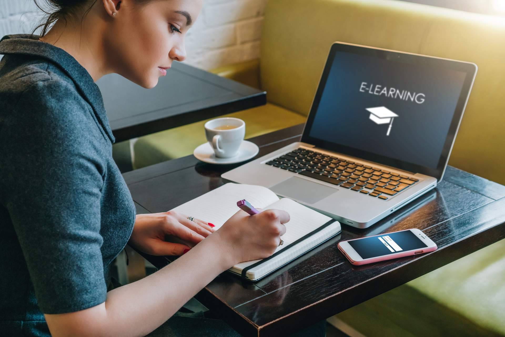 El e-learning integrado de Hexagone permite dar respuesta a las nuevas necesidades del alumnado moderno