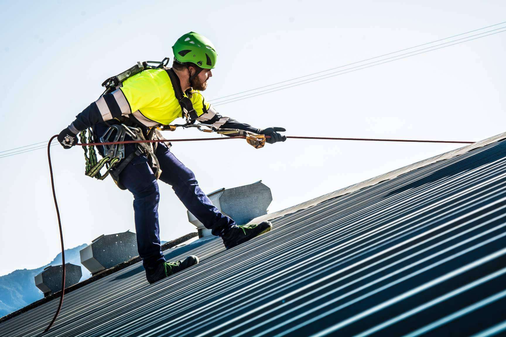 Los EPI's indispensables para realizar trabajos de altura, por WorkProtec