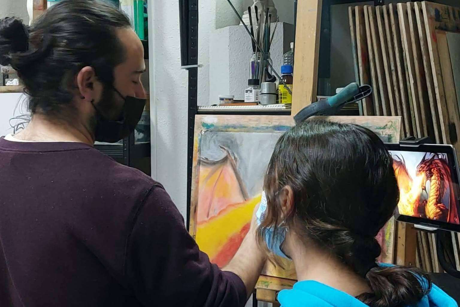 Estudio Ilógico permite a los estudiantes convertirse en profesionales de la pintura y el dibujo