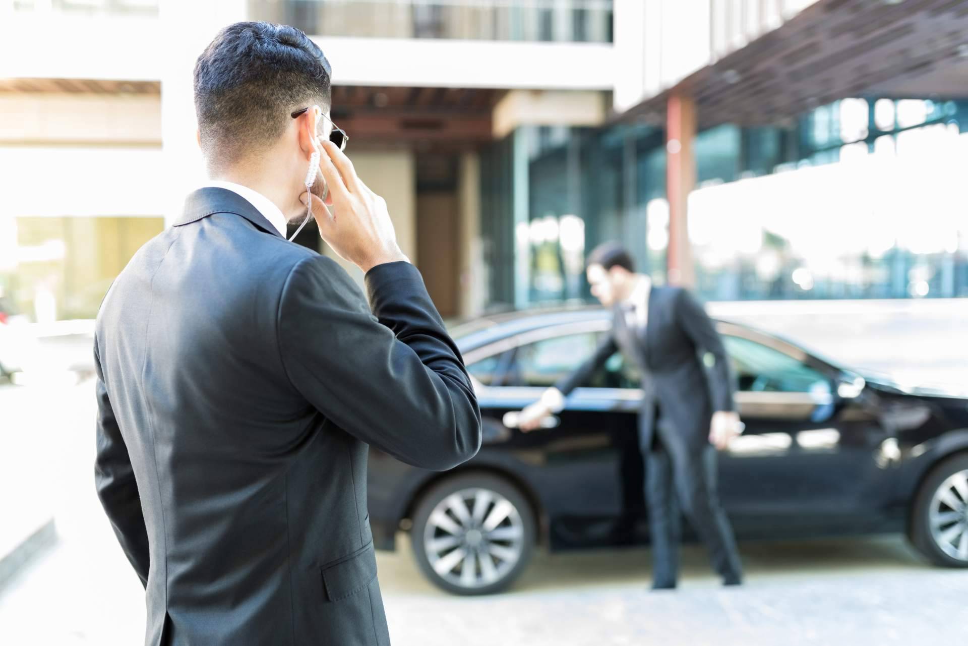 Los beneficios de los servicios de escoltas con APIC International Security