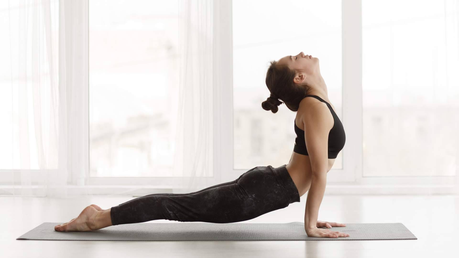 Combatir la ansiedad con ejercicios de yoga