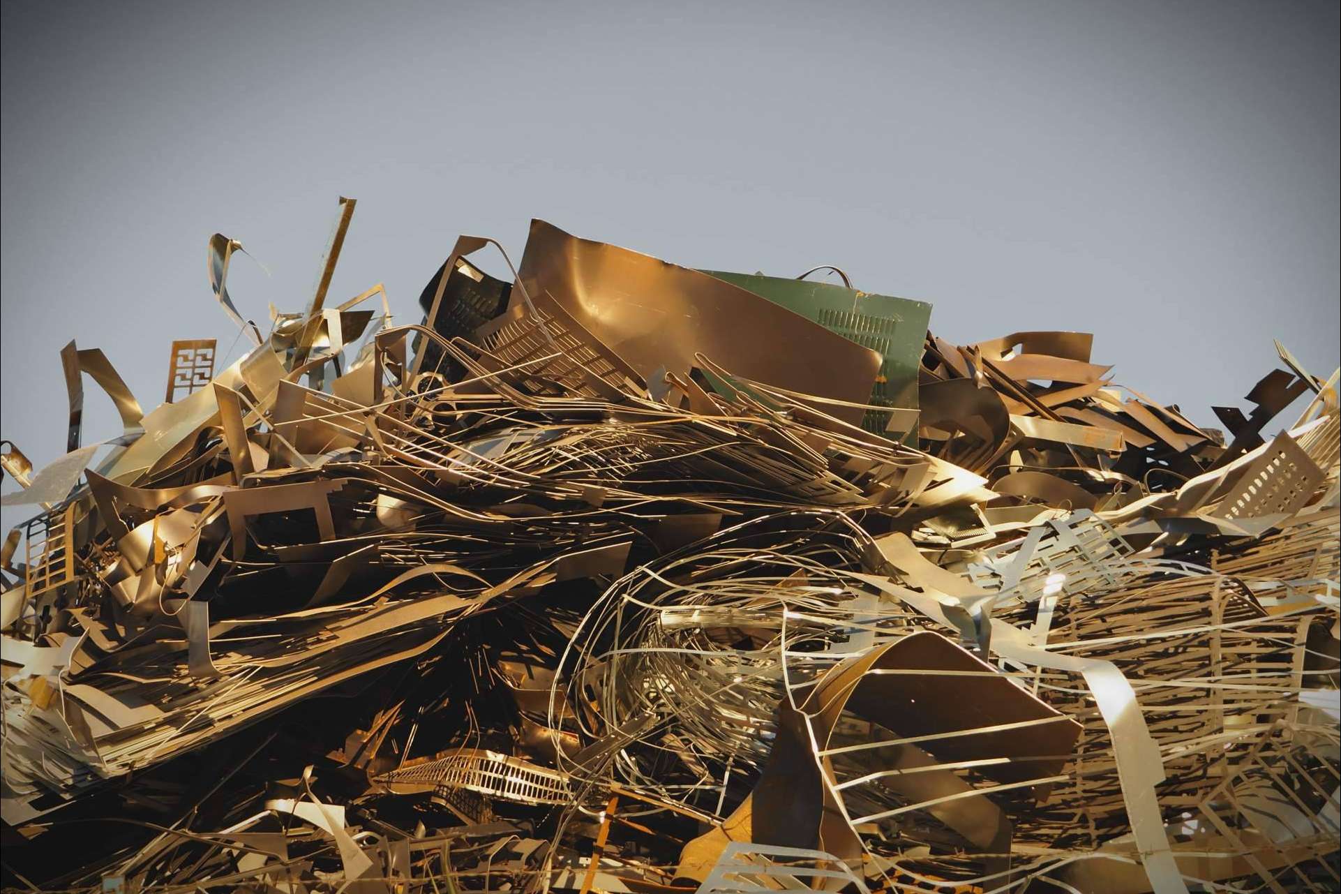 AST-Recuperaciones ofrece servicios de compra y venta de metales para reducir el impacto medioambiental