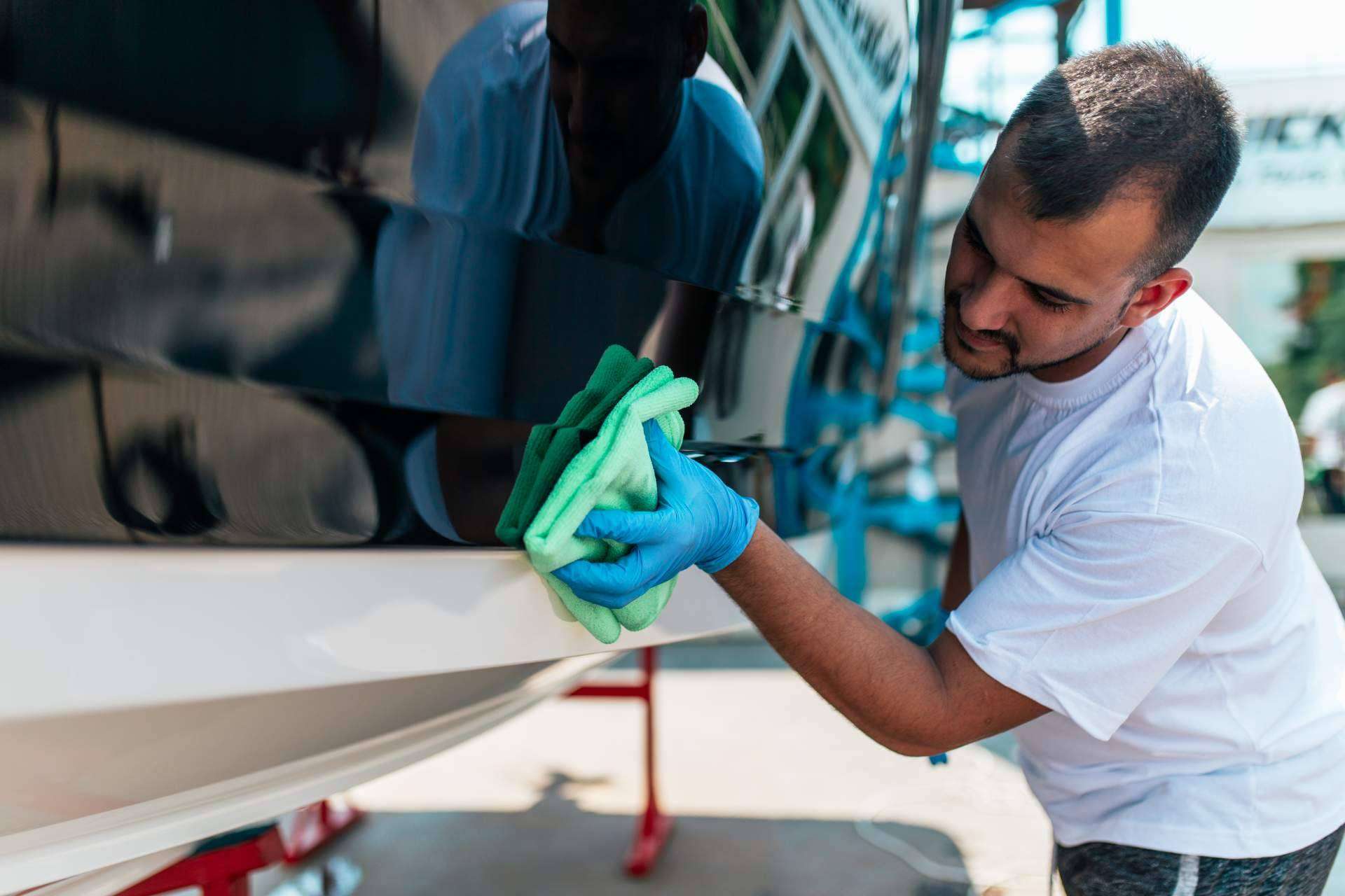 Boat painting accessories y otros marine supplies en Nova Argonautica