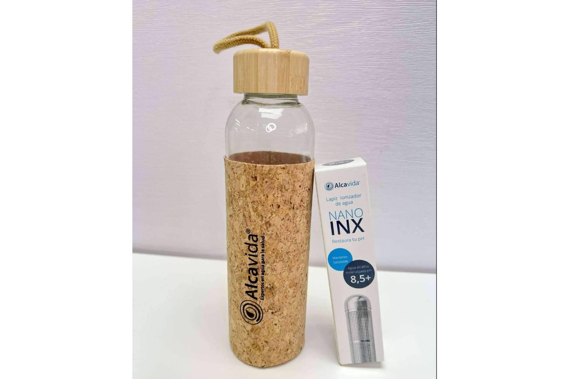 Ionizador de agua portátil Nano Inx de Alcavida, para la alcalinización del agua en cualquier lugar