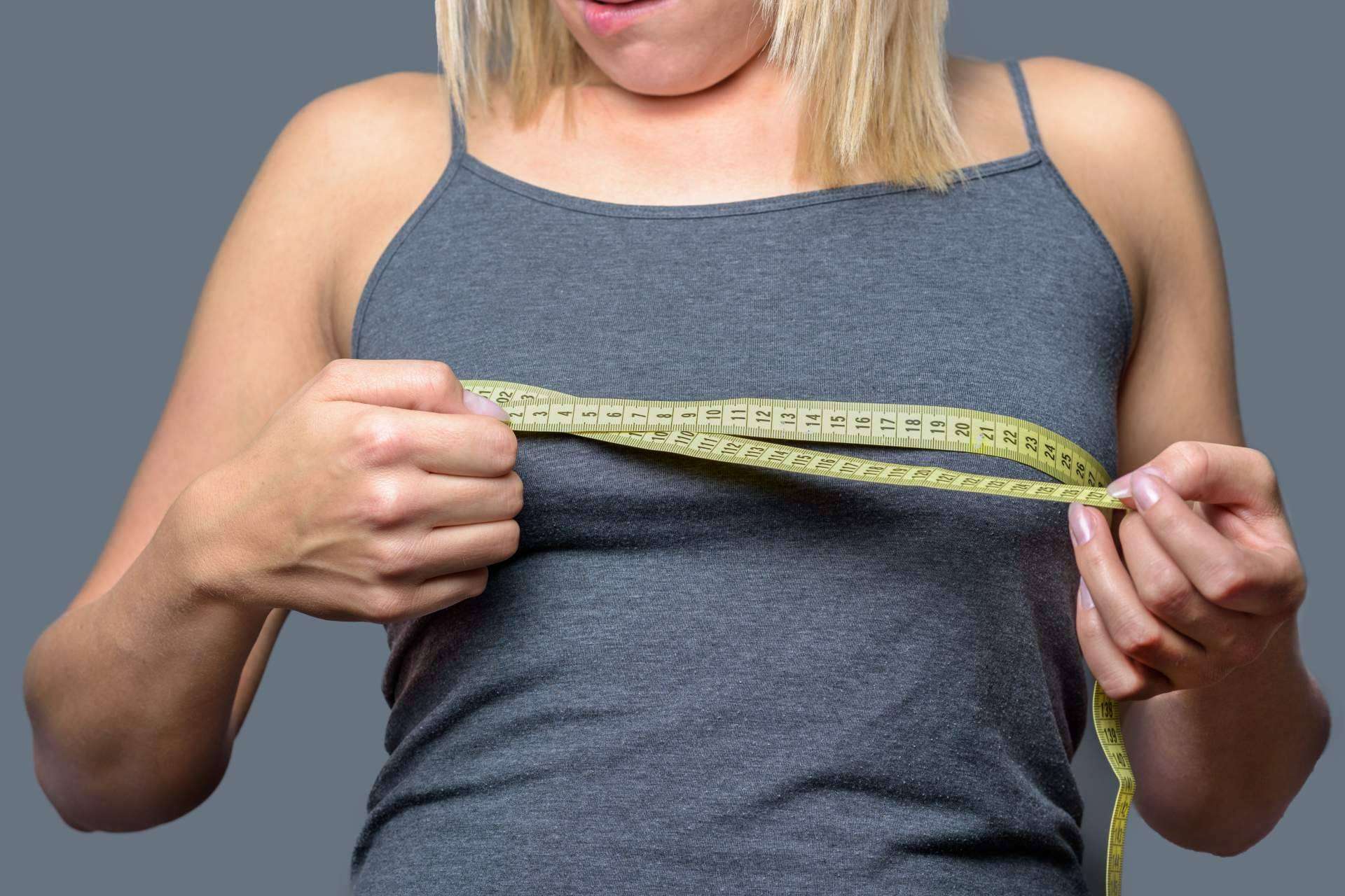 ¿Qué es la elevación de mamas o mastopexia?, por A2Clinic