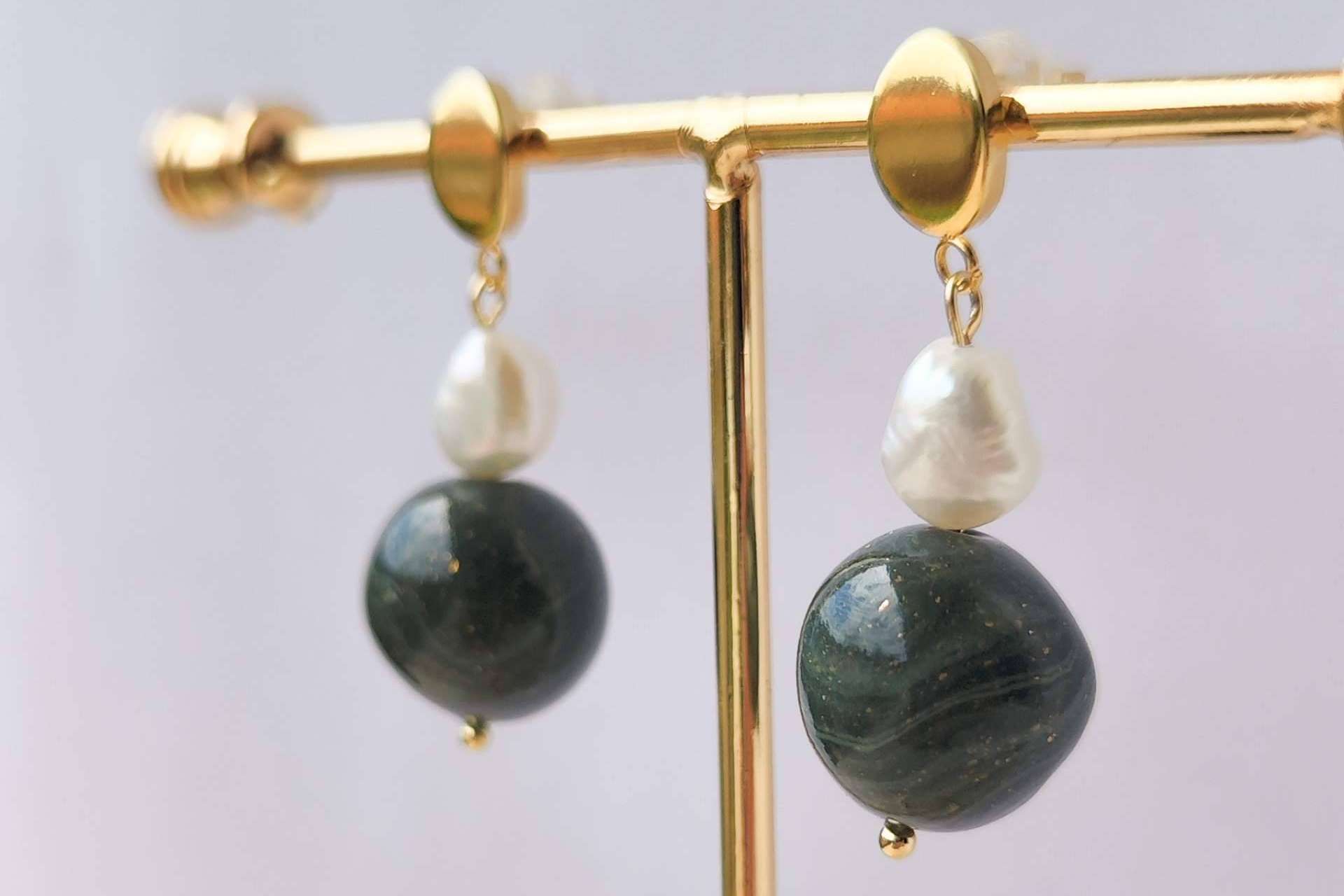 Adquirir joyas artesanales en Maialen Co., accesorios ideales para el verano