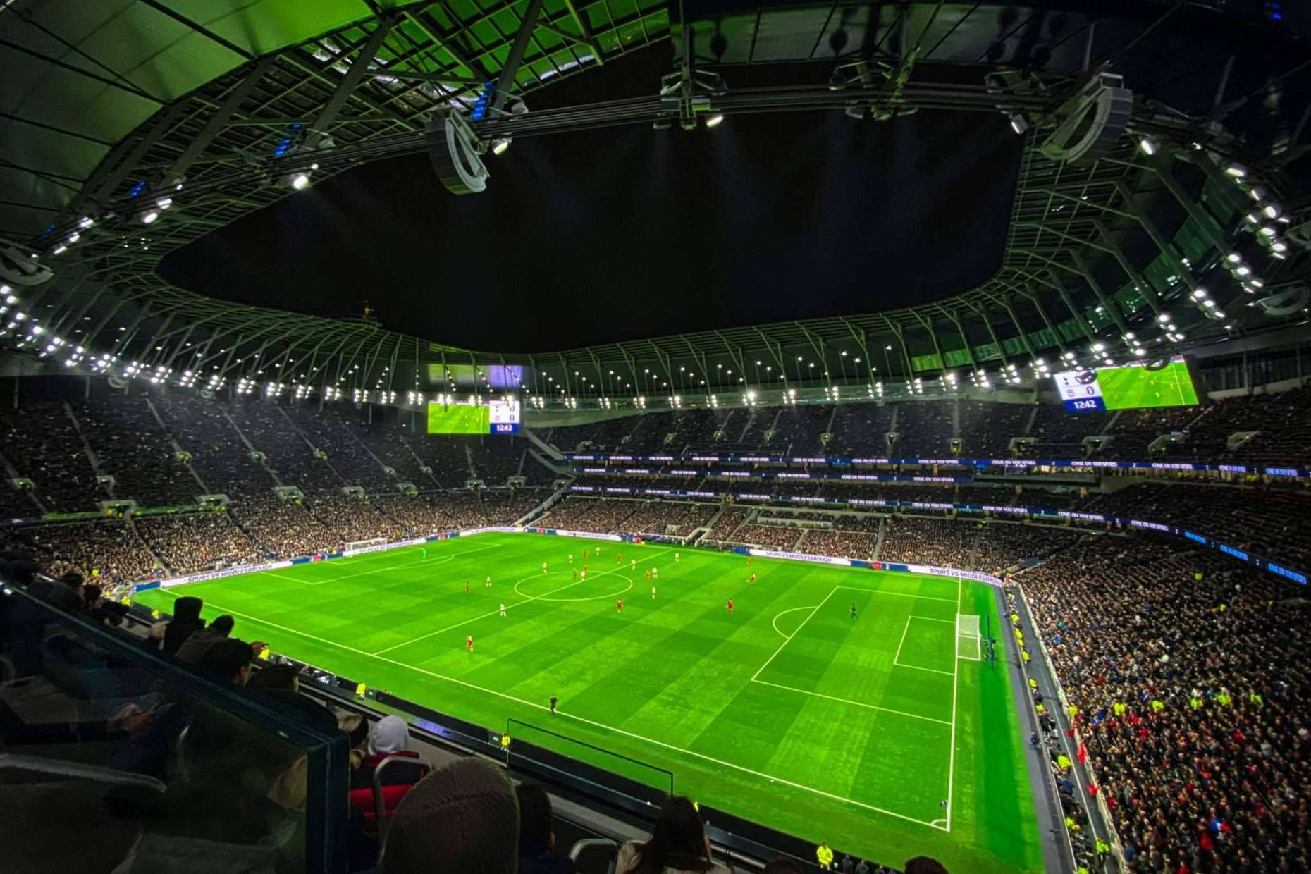 Iluminación led para campos de fútbol, de la mano de Óptima LED