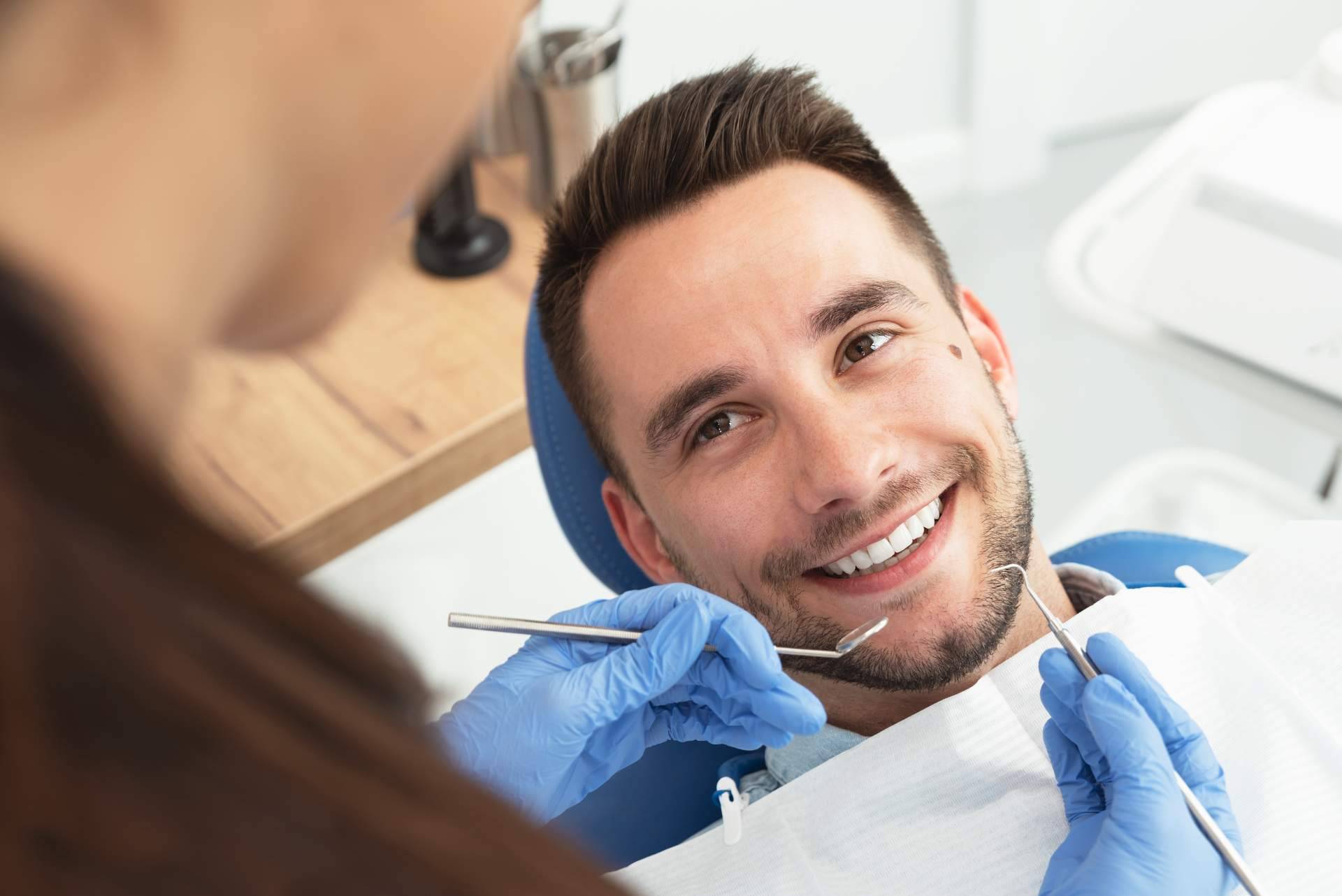 ¿Qué tratamientos bucodentales ofrece la clínica dental de Chamartín?