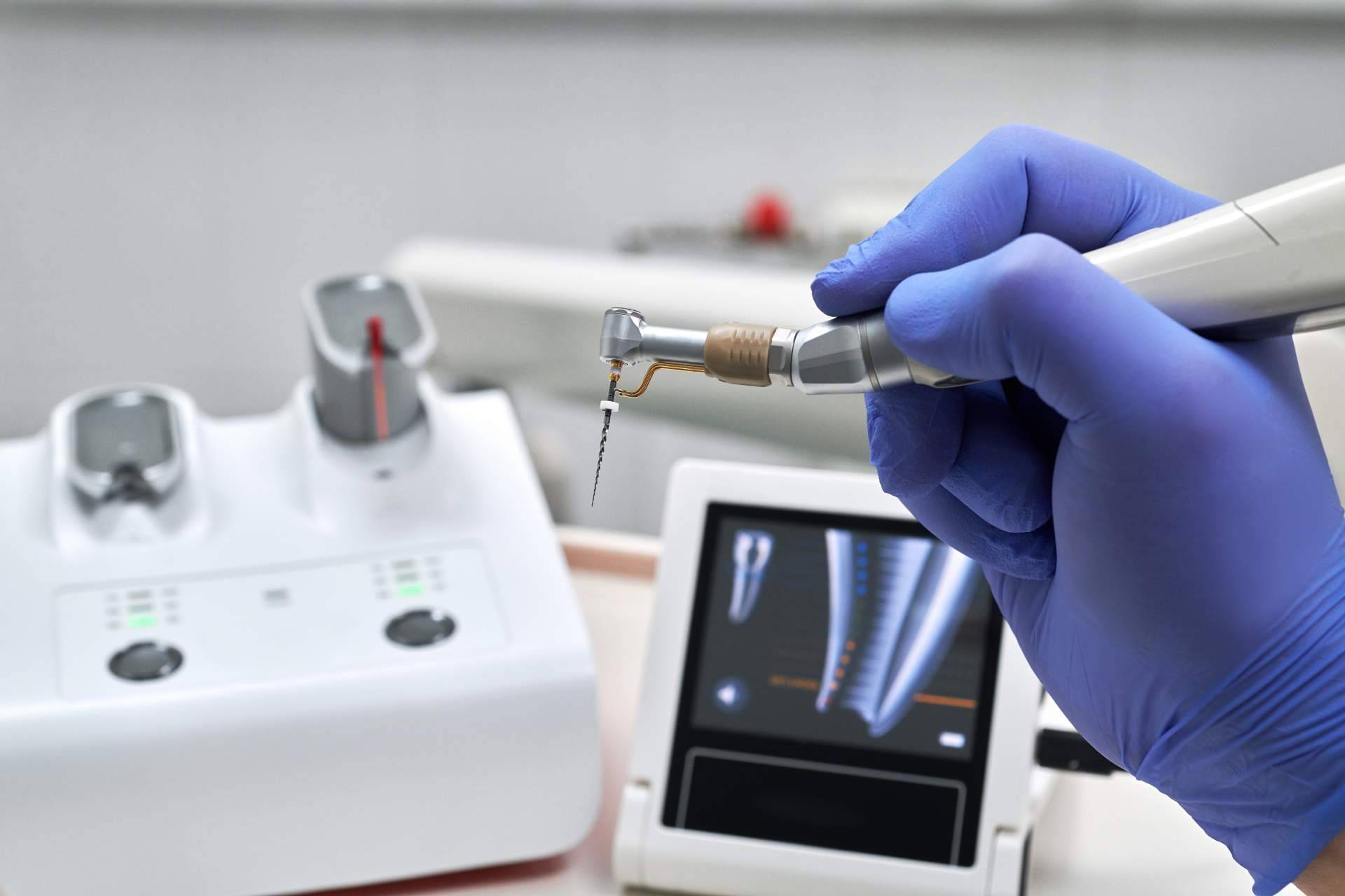 Precisión Médica Dental cuenta con instrumentos dentales de calidad para laboratorios de prótesis dental