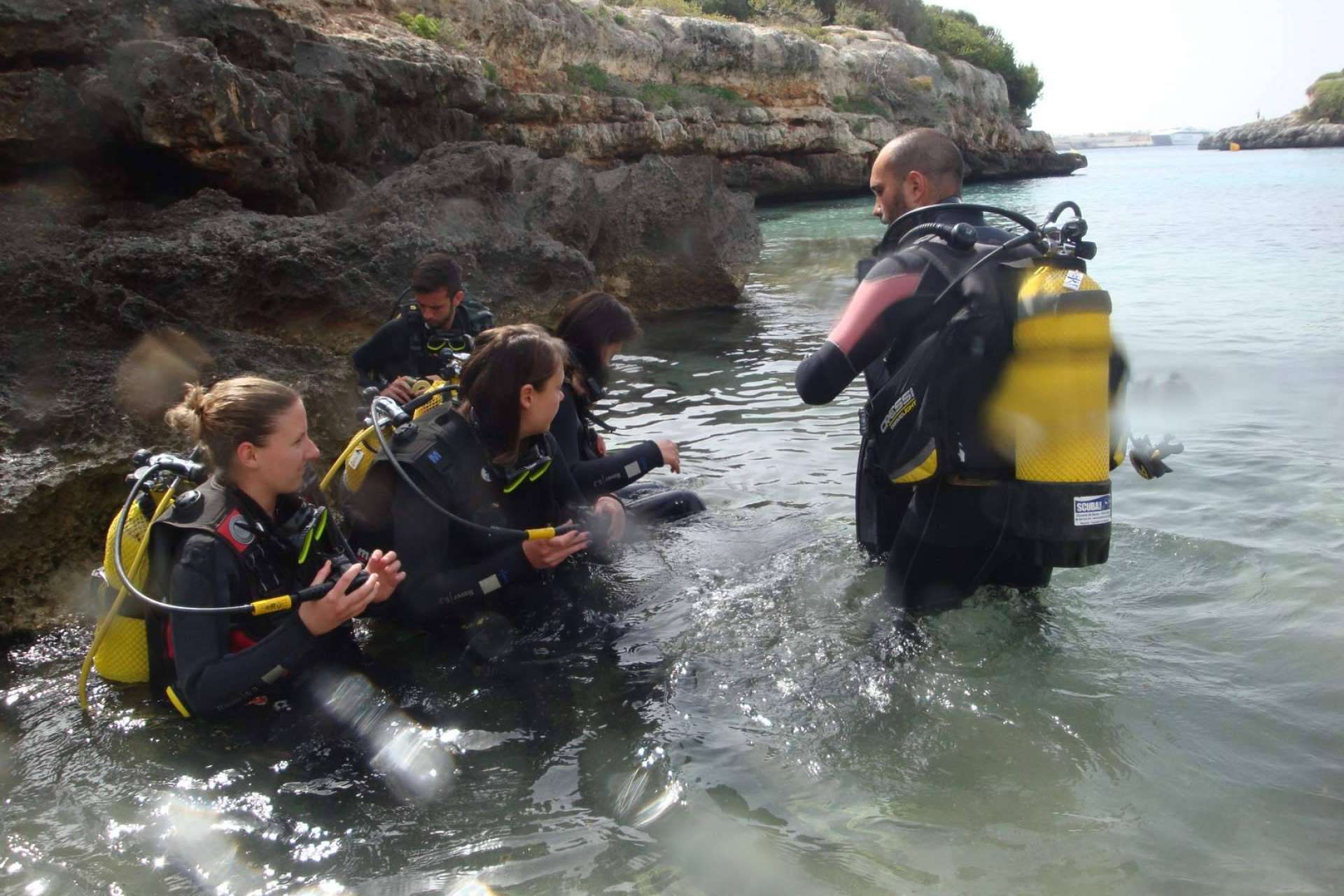 Cursos de perfeccionamiento de buceo, de la mano de Scuba Plus