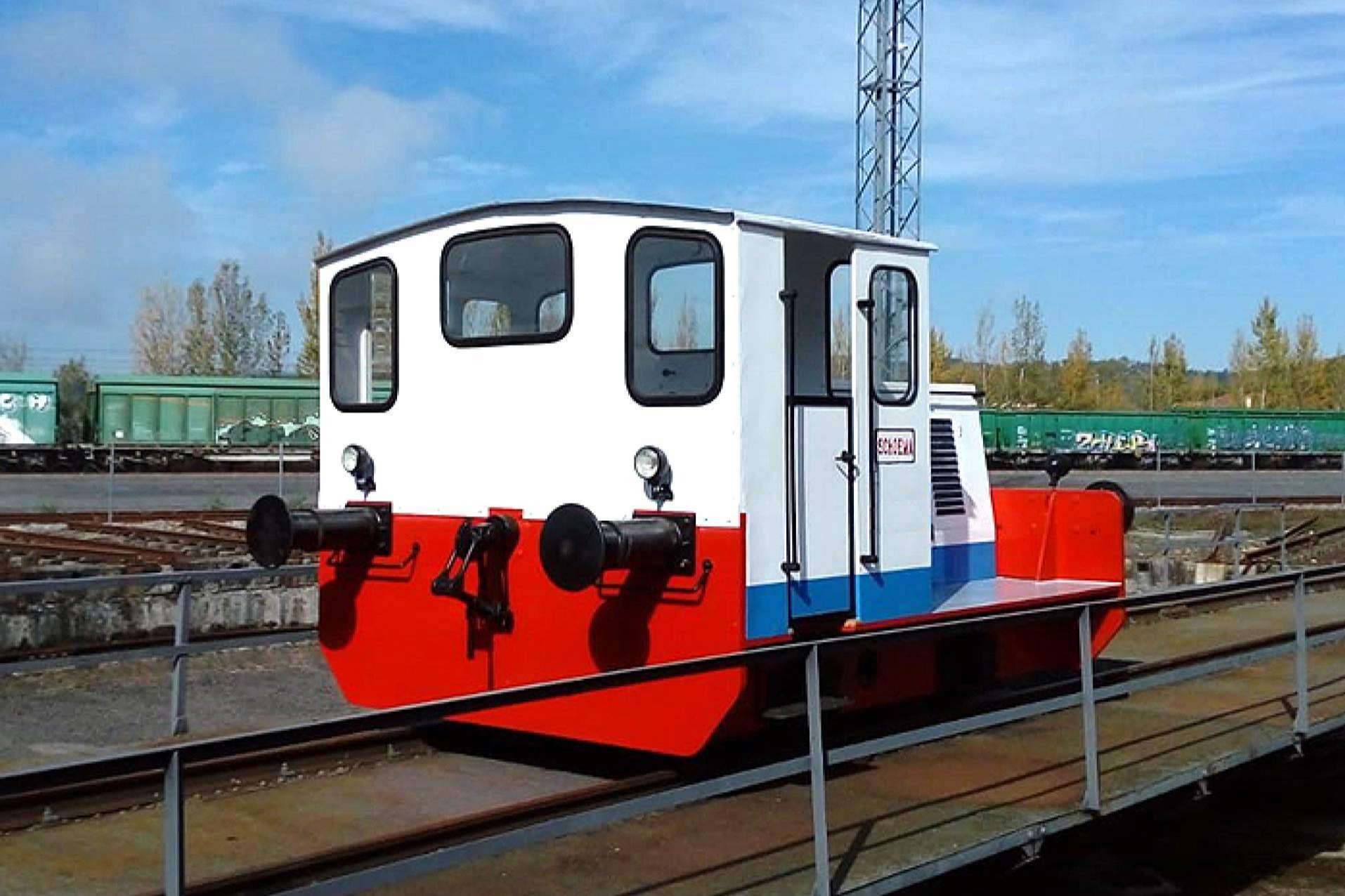 Una antigua locomotora de ERCROS restaurada gracias a la Fundación del Patrimonio Ferroviario