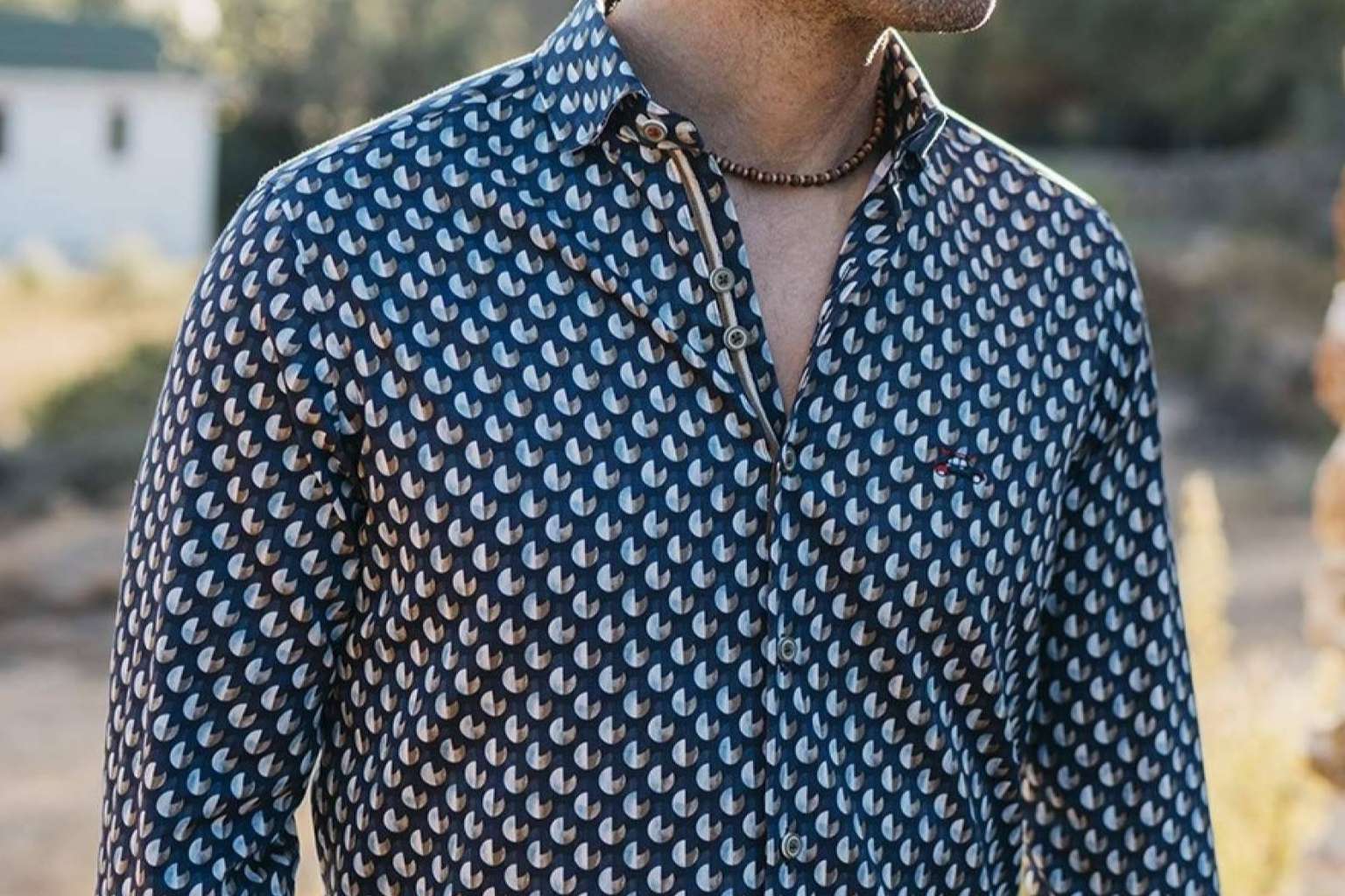 Las nuevas camisas estampadas de hombre de la marca The Surfcar