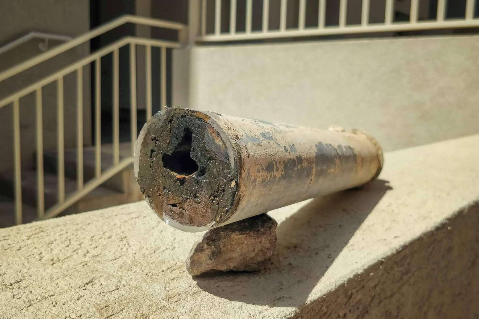 Rey Tuberías, expertos en desatoros en Málaga, ofrecen el servicio de descalcificación de tuberías de agua caliente