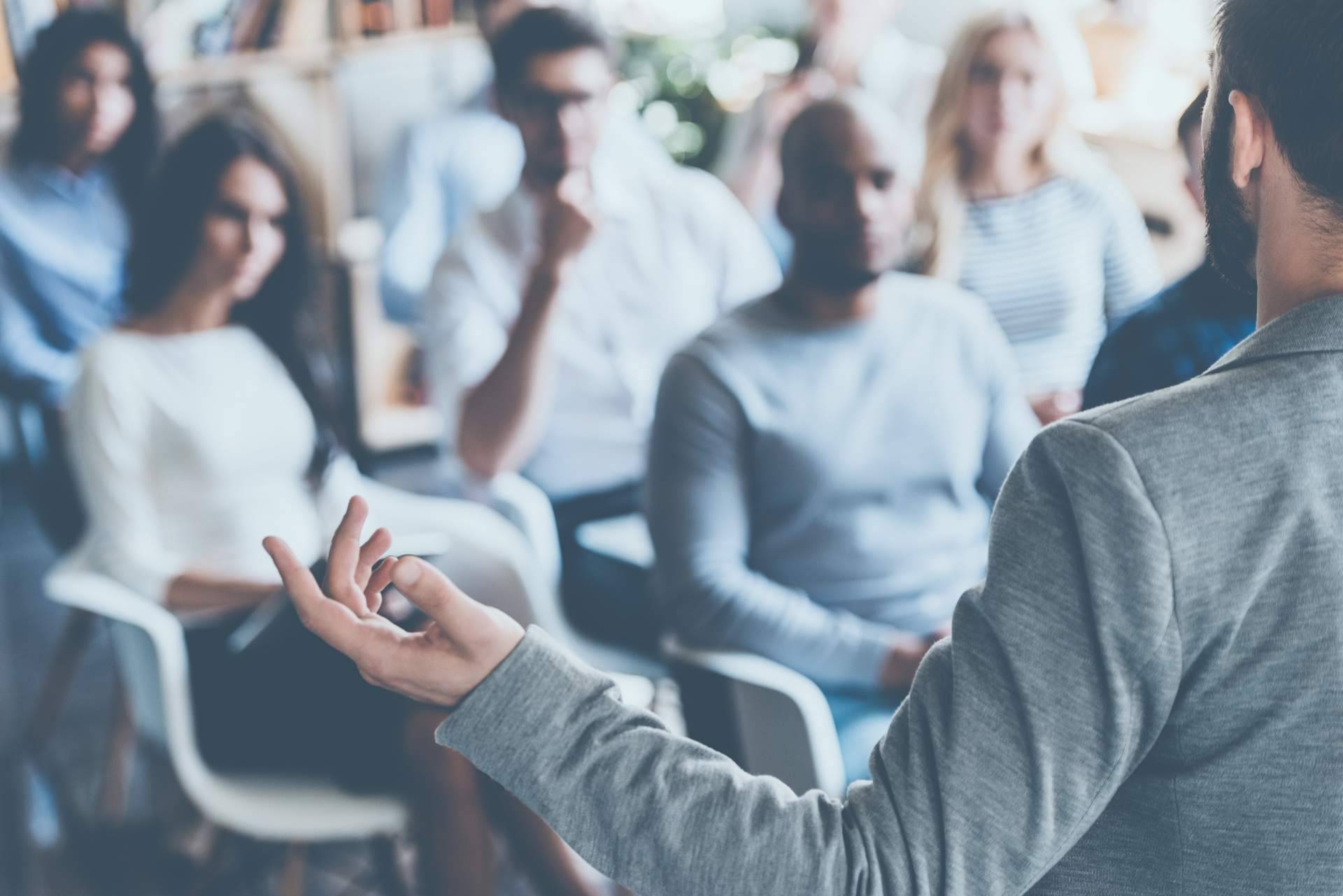 Link Formación y sus cursos para obtener el arraigo por formación
