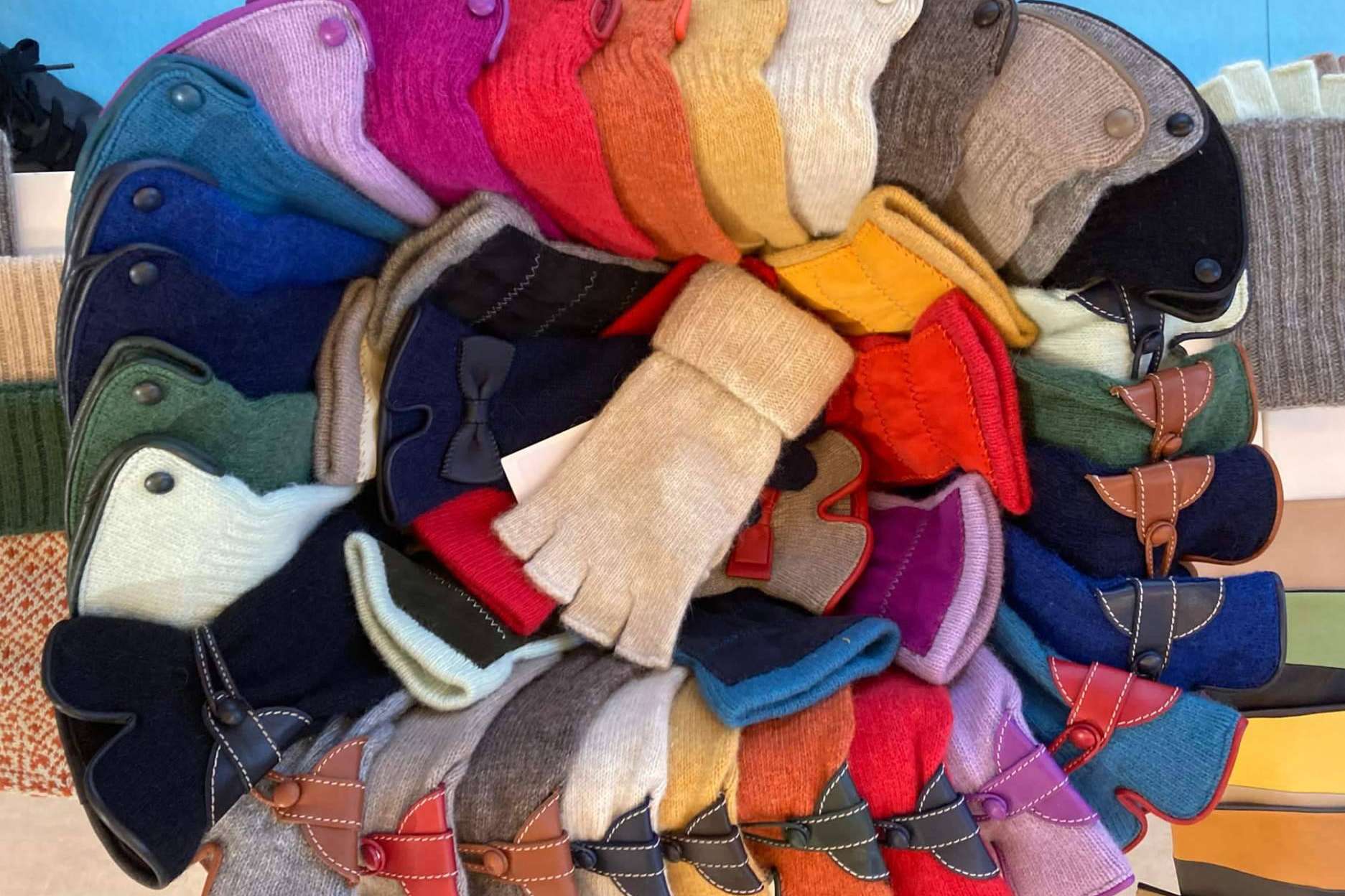 Los nuevos guantes de lana reciclada de Santacana