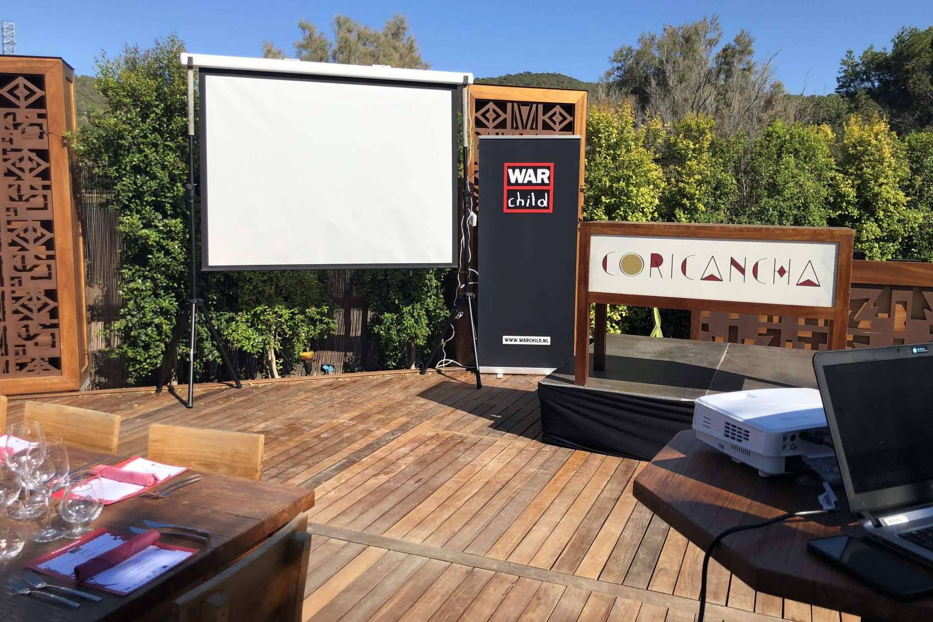 Alquilar Sonido dispone de equipos de sonido y vídeo proyección para eventos