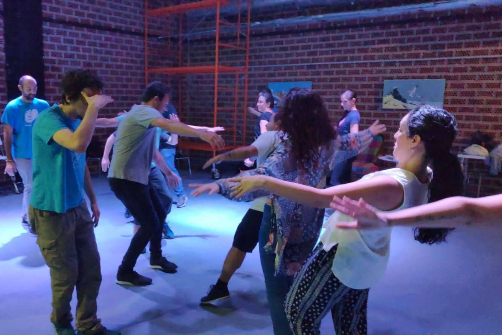 Los cursos de ImproVivencia para aprender improvisación teatral