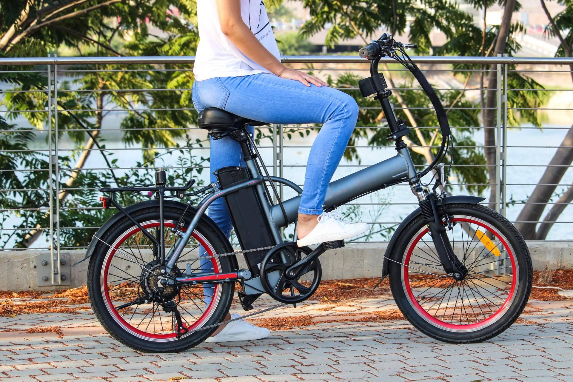 Emotobike, las bicicletas eléctricas que permiten recorrer la ciudad y ahorrar gasolina