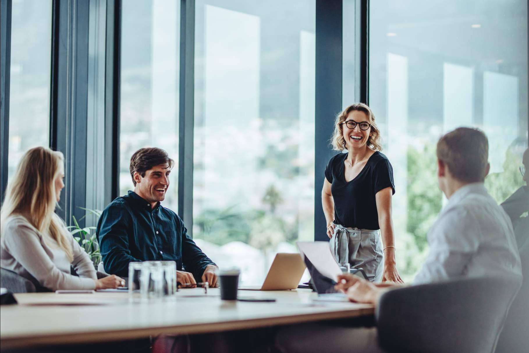 Hablar en una reunión en inglés y no morir en el intento