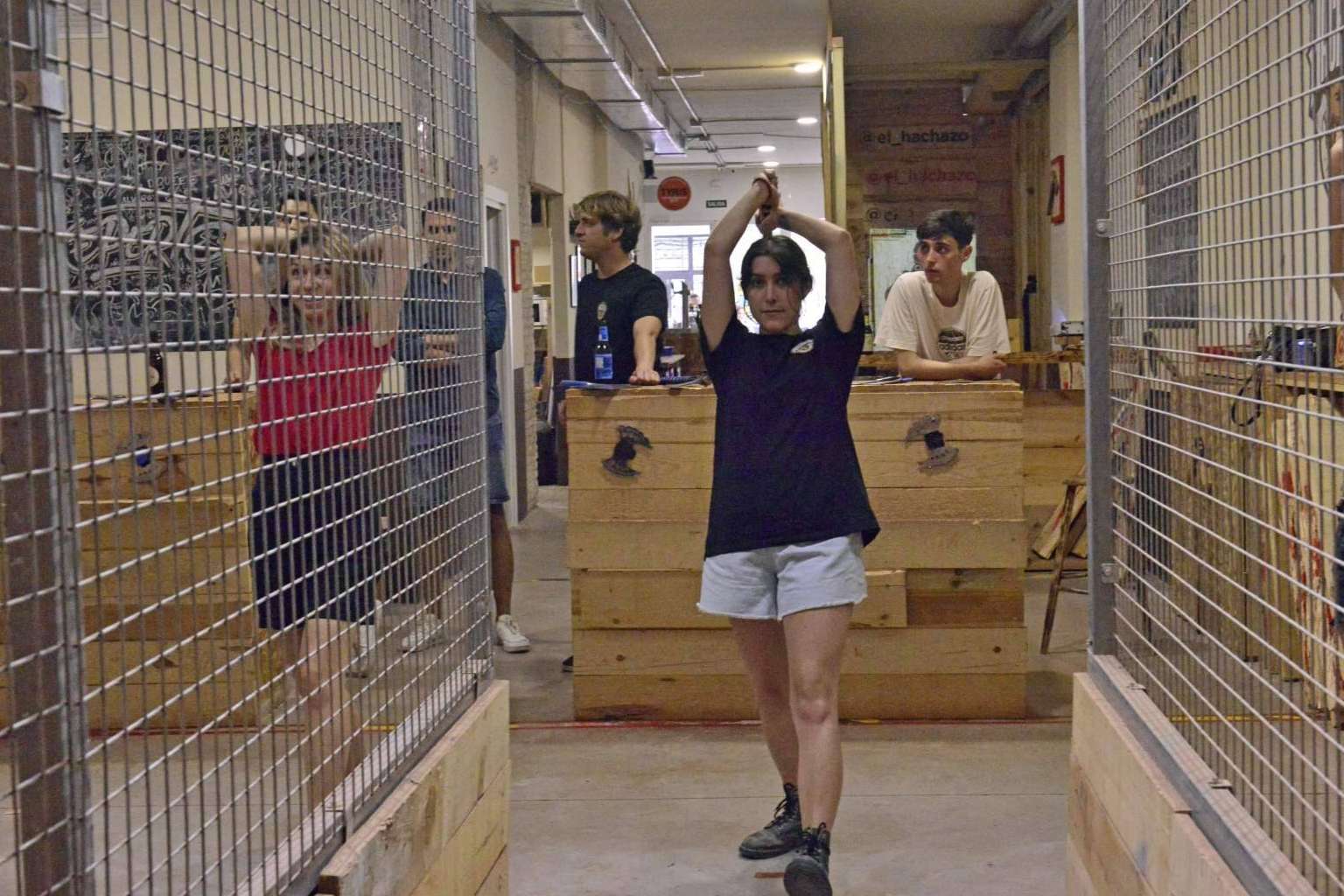 El Hachazo permite celebrar planes con amigos de forma distinta