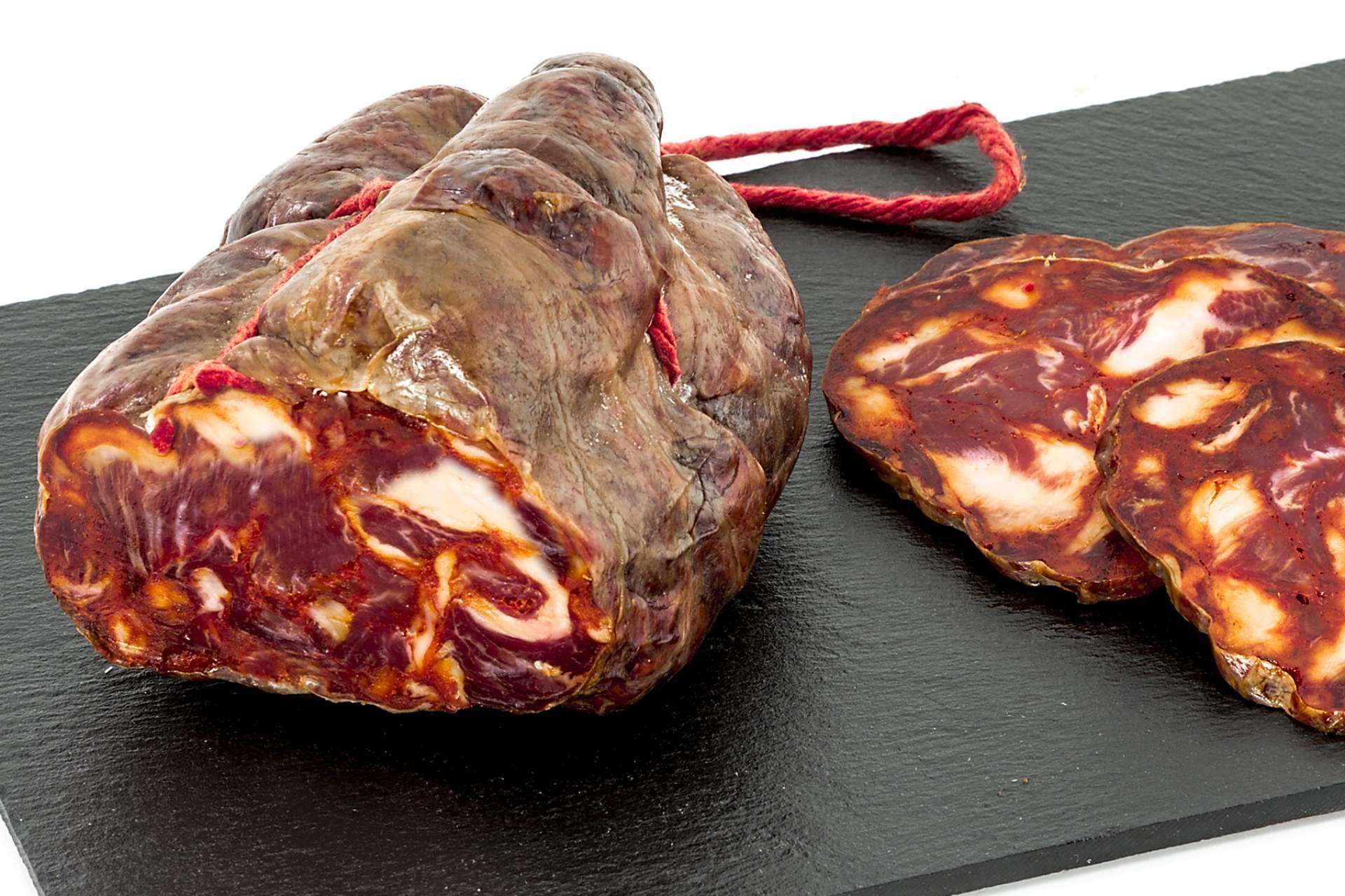 Los embutidos ibéricos de calidad galardonada de Segundín