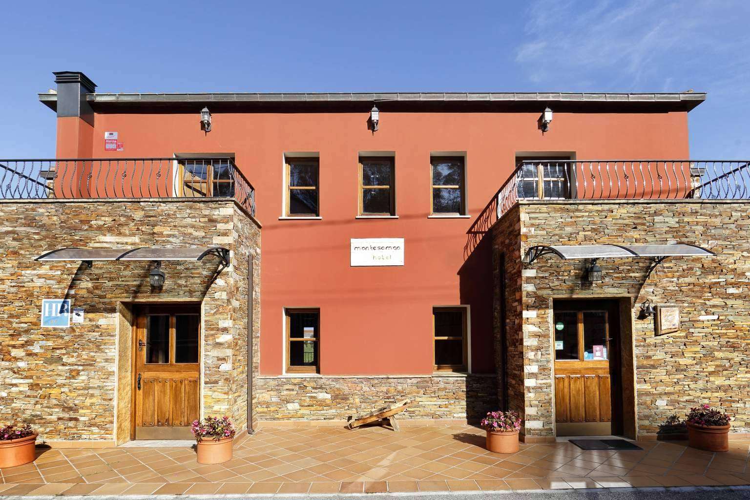 Vivir unas vacaciones en un espacio privilegiado rodeado de naturaleza de la mano del Hotel Rural MonteSomao