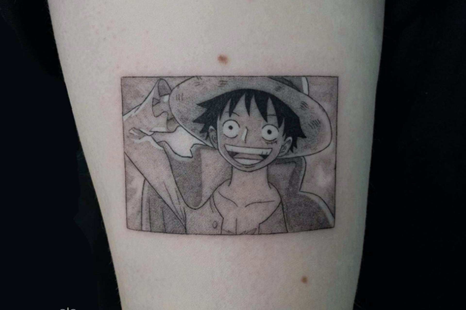 El estilo anime resalta en los tatuajes de Vieja Escuela Tattoo