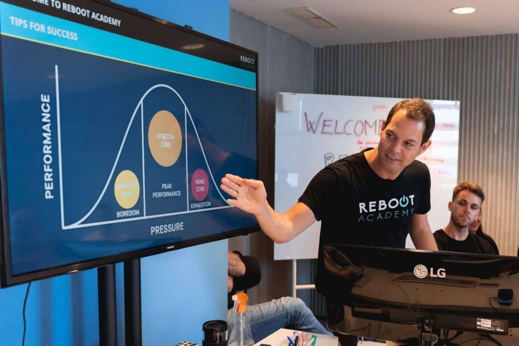 Reboot Academy se encarga de impulsar la carrera profesional en desarrollo Web Full-Stack junto al Servicio Canario de Empleo