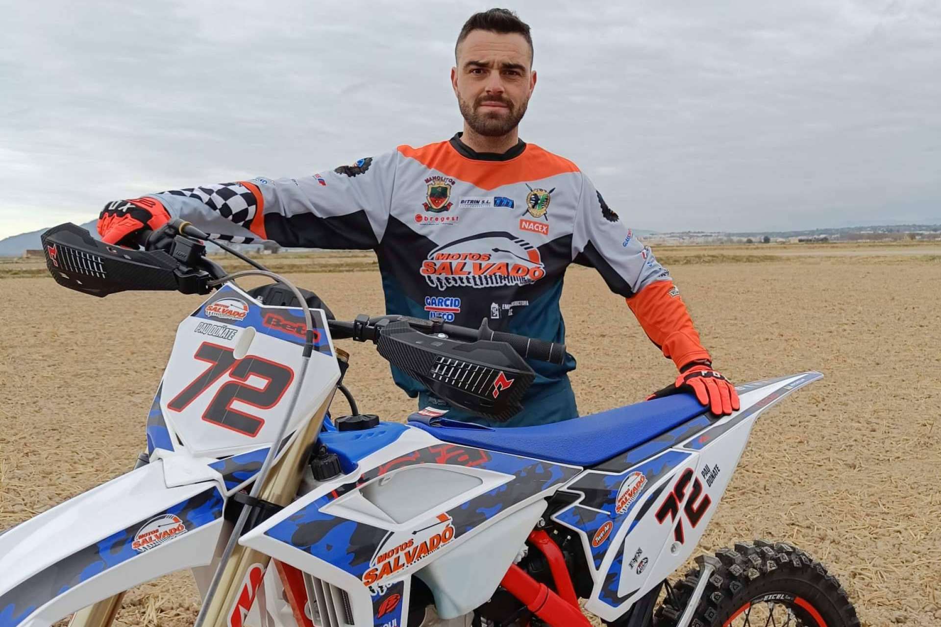 Equipaciones para moto offroad personalizadas de la mano de ADHESIVOSEMBARRADOS