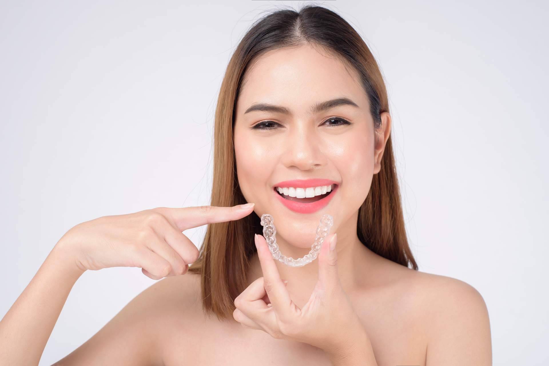 ¿Qué se debe saber sobre la ortodoncia invisible?, por Clínica Dental Delgado
