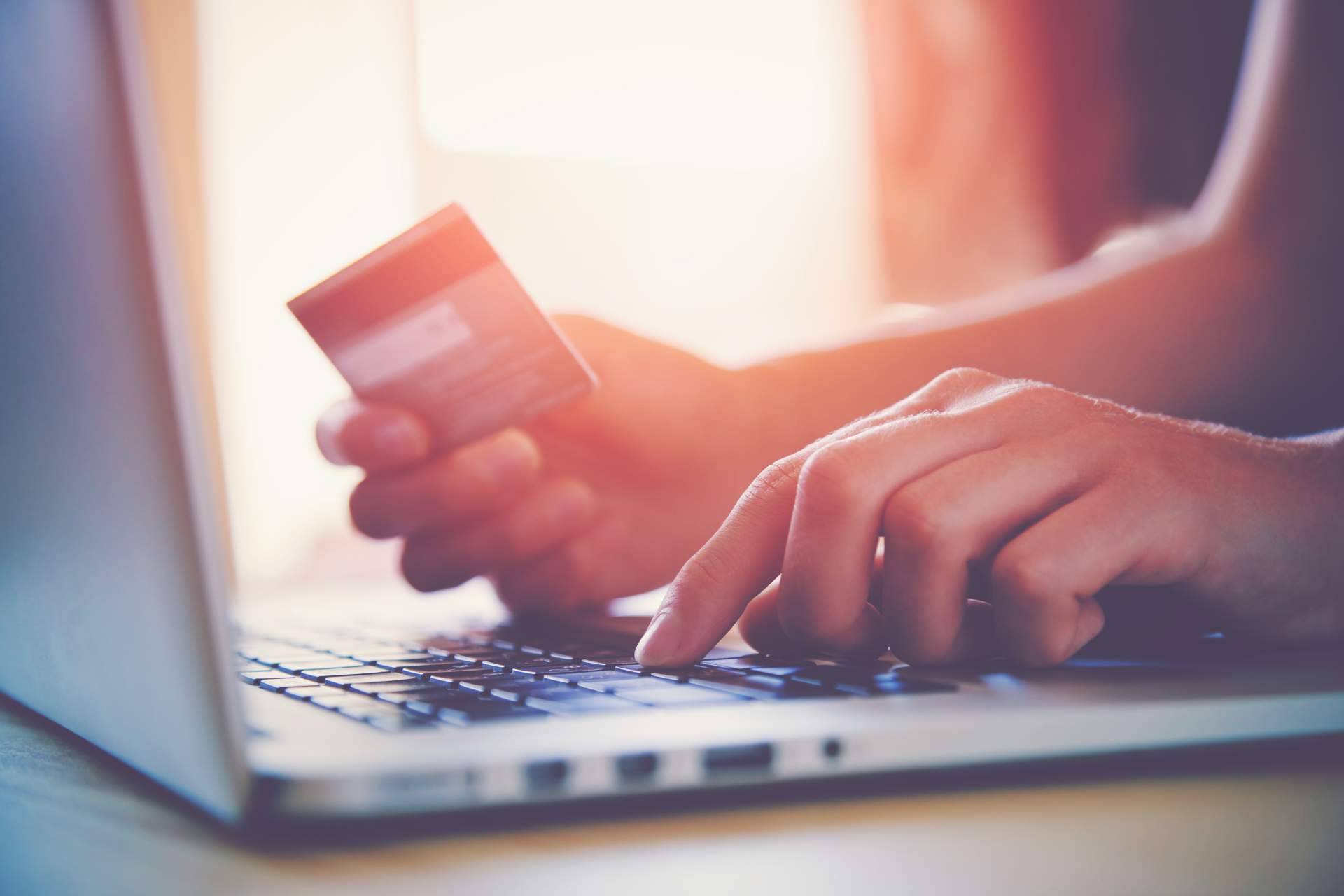 Anuto ayuda a evitar estafas en la compraventa online